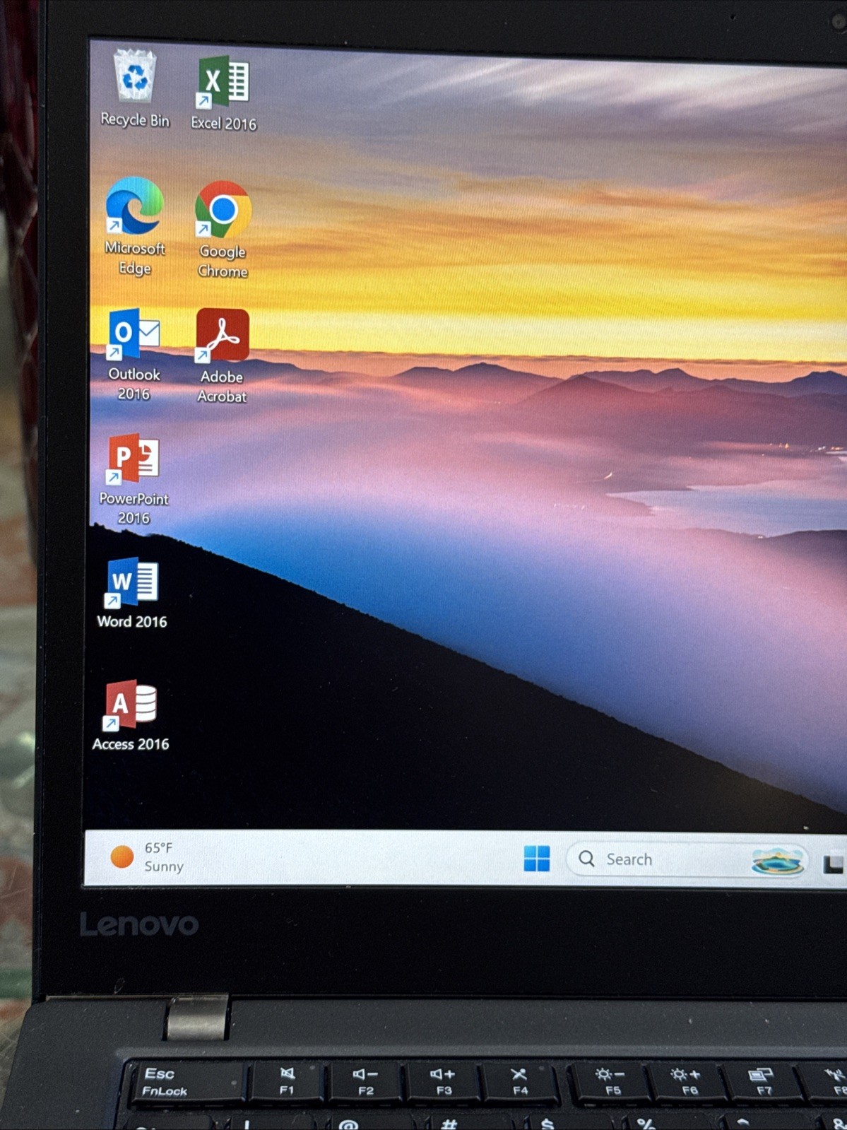 Lenovo ThinkPad T470s 14″ Intel i5-7300U 8GB Ram 256 SSD Laptop Win 10 w/Office