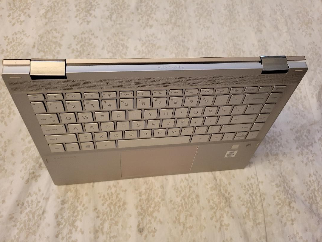 HP Pavilion x360 Convertible Touch Laptop 14″ i5-1035G1 8GB RAM 256GB SSD Win-11
