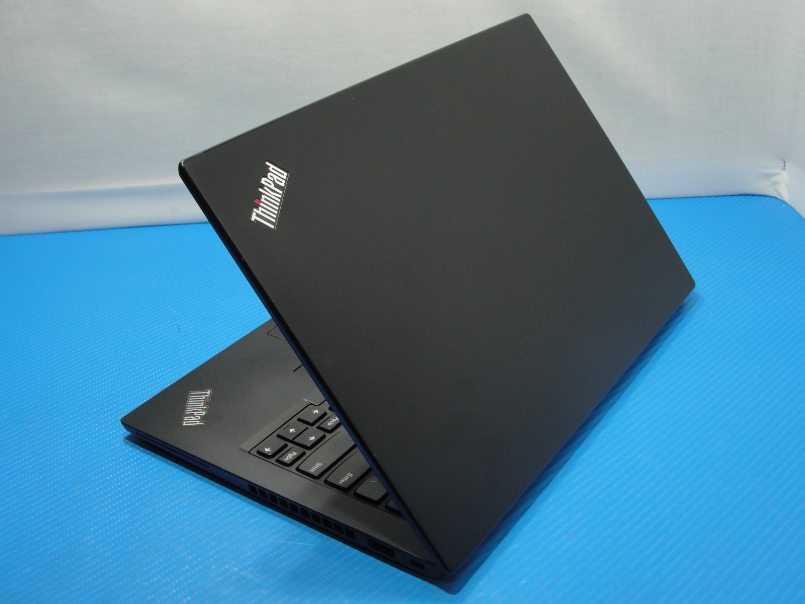 Lenovo ThinkPad X280 Intel i5-8250U 1.6GHz 8GB RAM 256GB SSD Win 11Pro+Charger