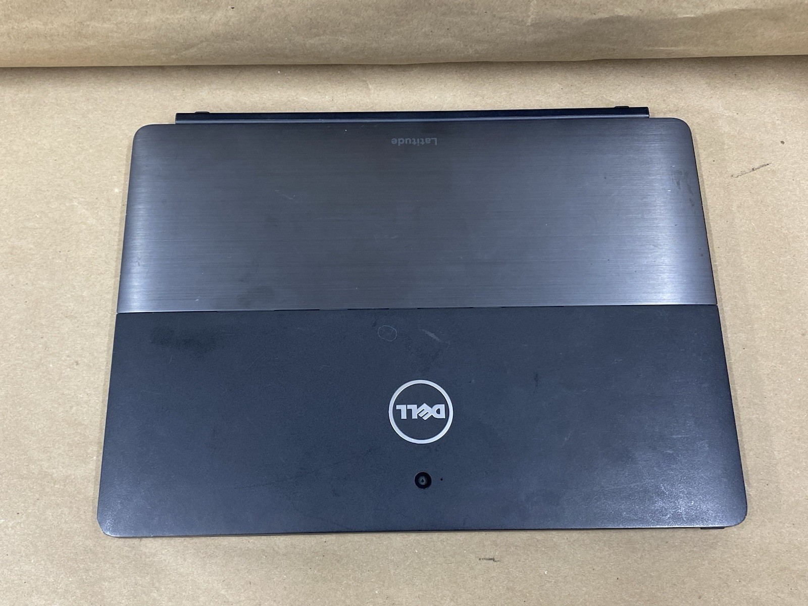 Dell Latitude 5285 – 12″ FHD – Touch – i5-7300U – 8GB – 256GB SSD – Win 10 Pro