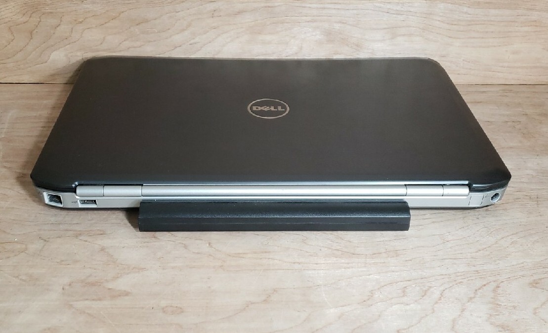 Dell Latitude E5520 15″ Laptop, 2nd Gen i3, 2.2Ghz,4GB, 750GB Hard Drive, Win10P