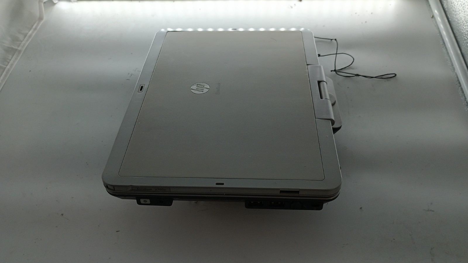 E001 EliteBook 2760p 2in1 w/charger&Stylus.i5-2520M.8GB.320GB HDD.12″Touch.W11