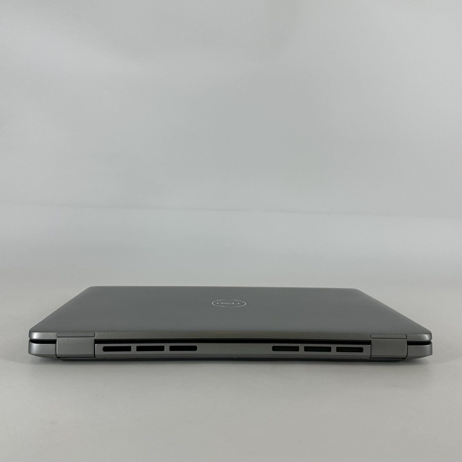 Dell Latitude 5450 14 Gray FHD 1.4 GHz Ultra 7 165H 64GB 512GB SSD Excellent