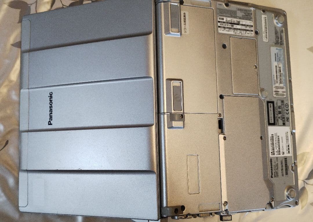 Panasonic Let’s note CF-S10 Intel Core i5 2520M RAM 4GB USED