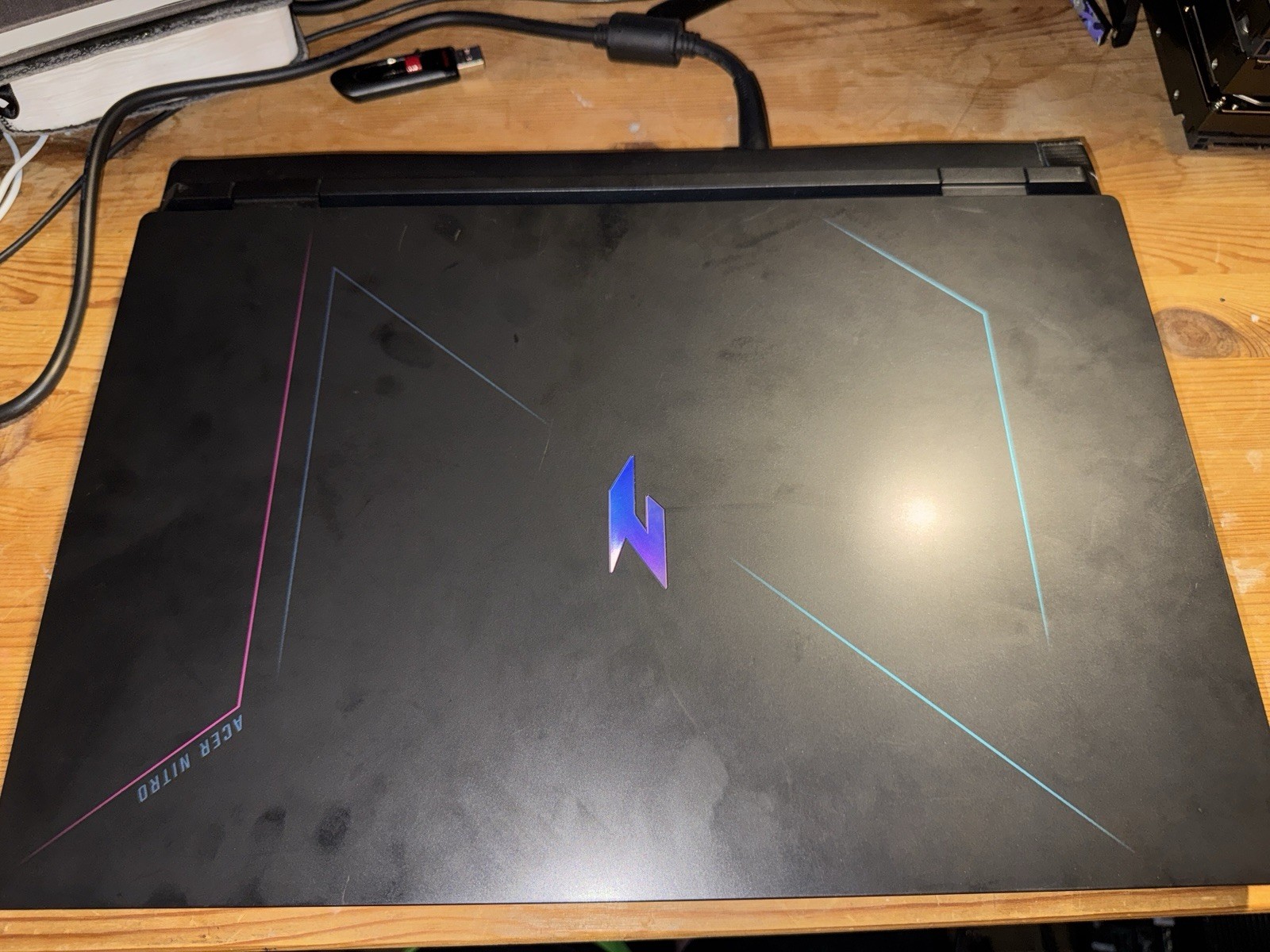 Acer Nitro 17 Gaming Laptop Ryzen 7 7840HS RTX 4060 17.3″ QHD 165Hz 1TB SSD 16GB