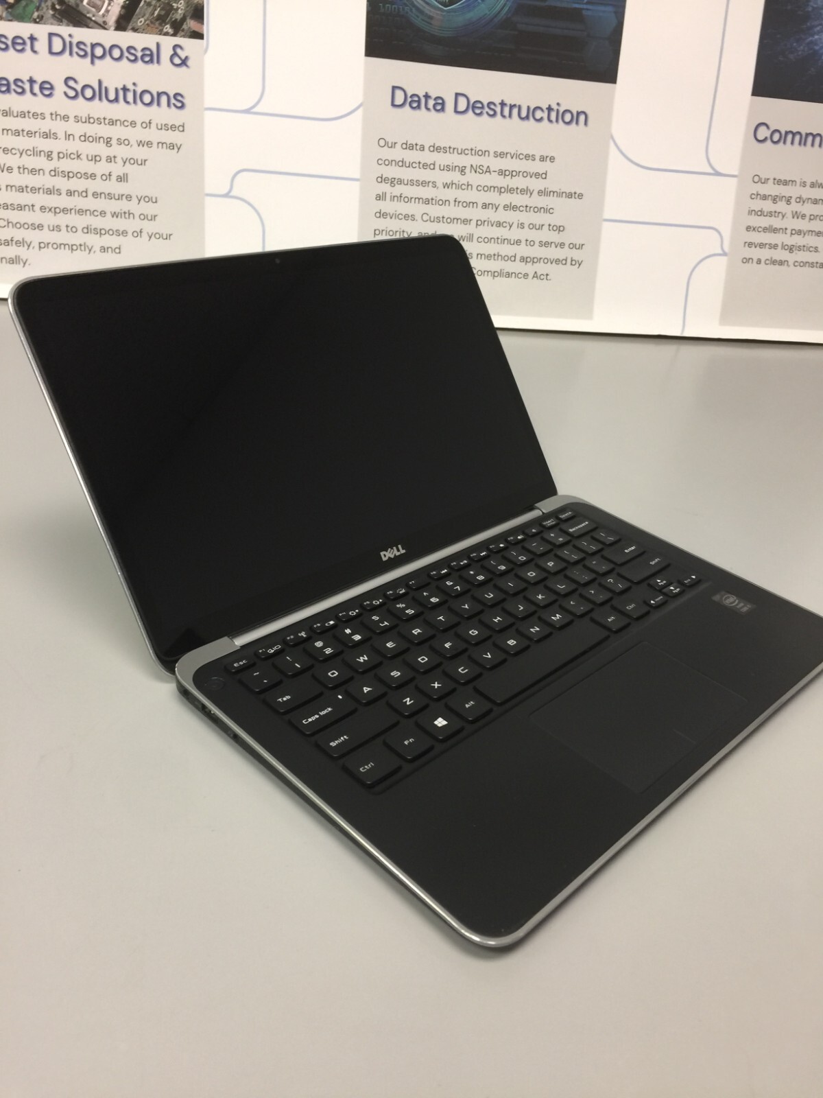 Dell XPS 13 9333 13.3” core i5 4th gen 1.70GHZ 8GB RAM 256GB SSD WIN 11 PRO
