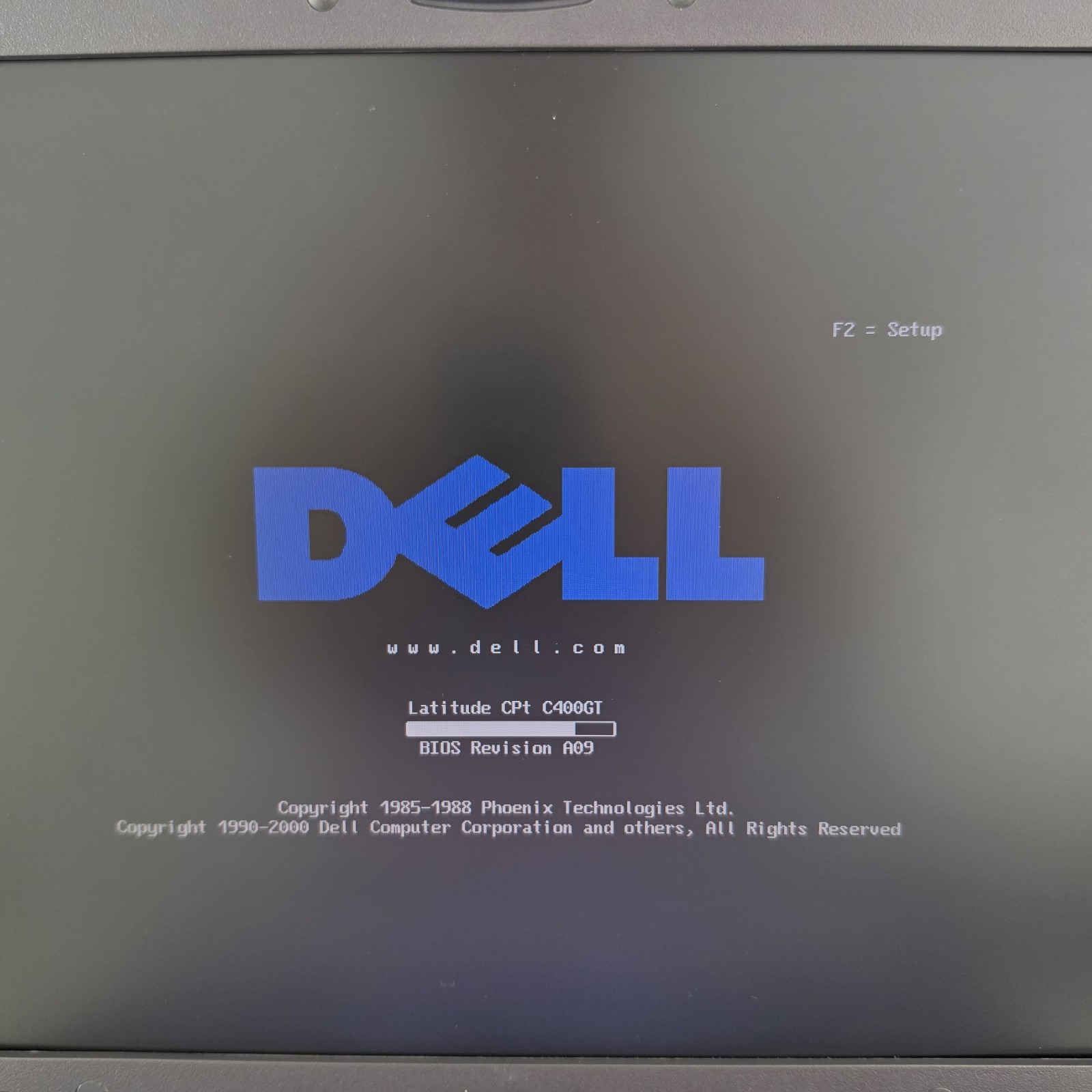 RETRO 14.1″ VINTAGE DELL Latitude CPt C4000GT Laptop – 64MB RAM – 4.86GB HDD