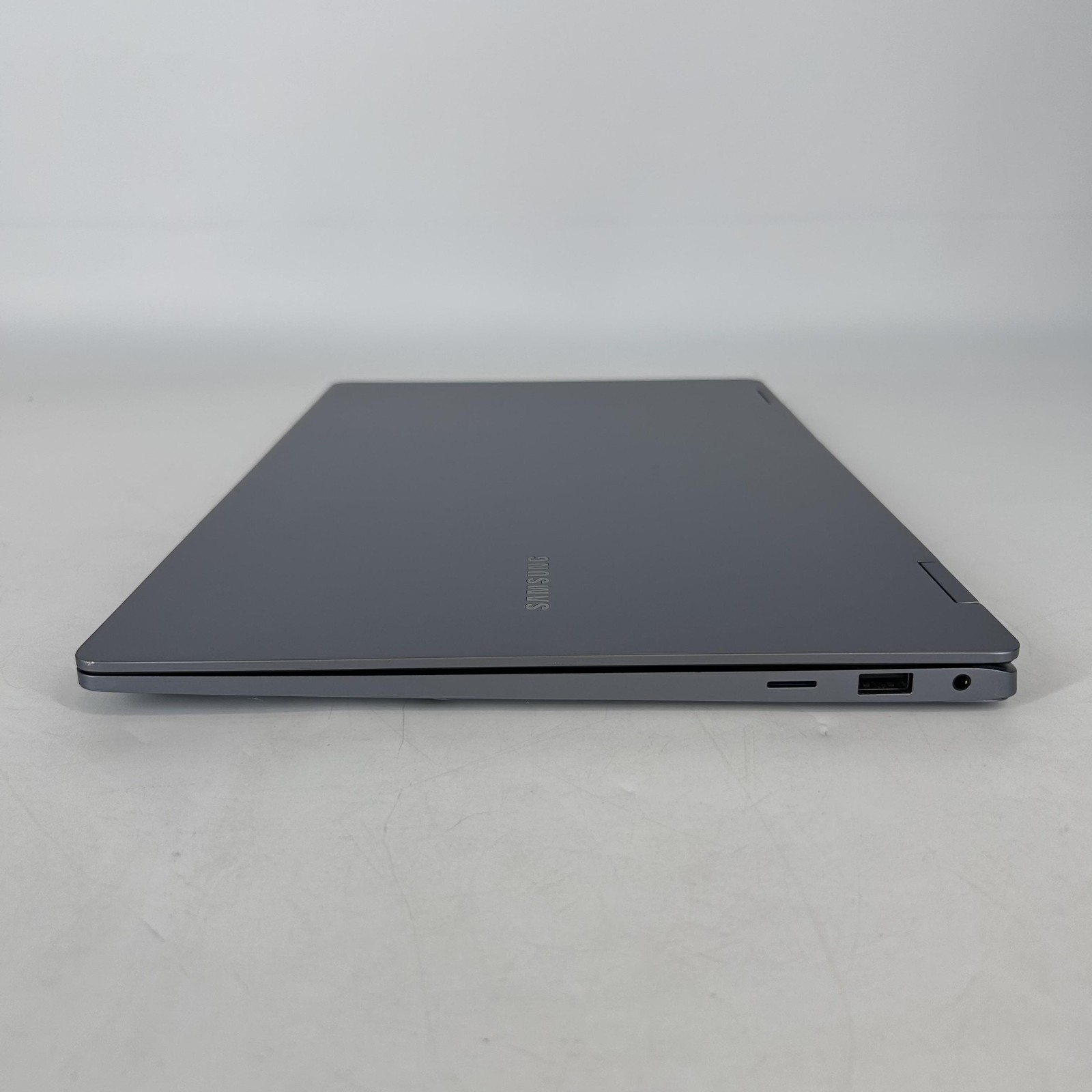 Samsung Galaxy Book4 360 15 FHD TOUCH 1.8 GHz Core 7 150U 16GB 512GB Very Good