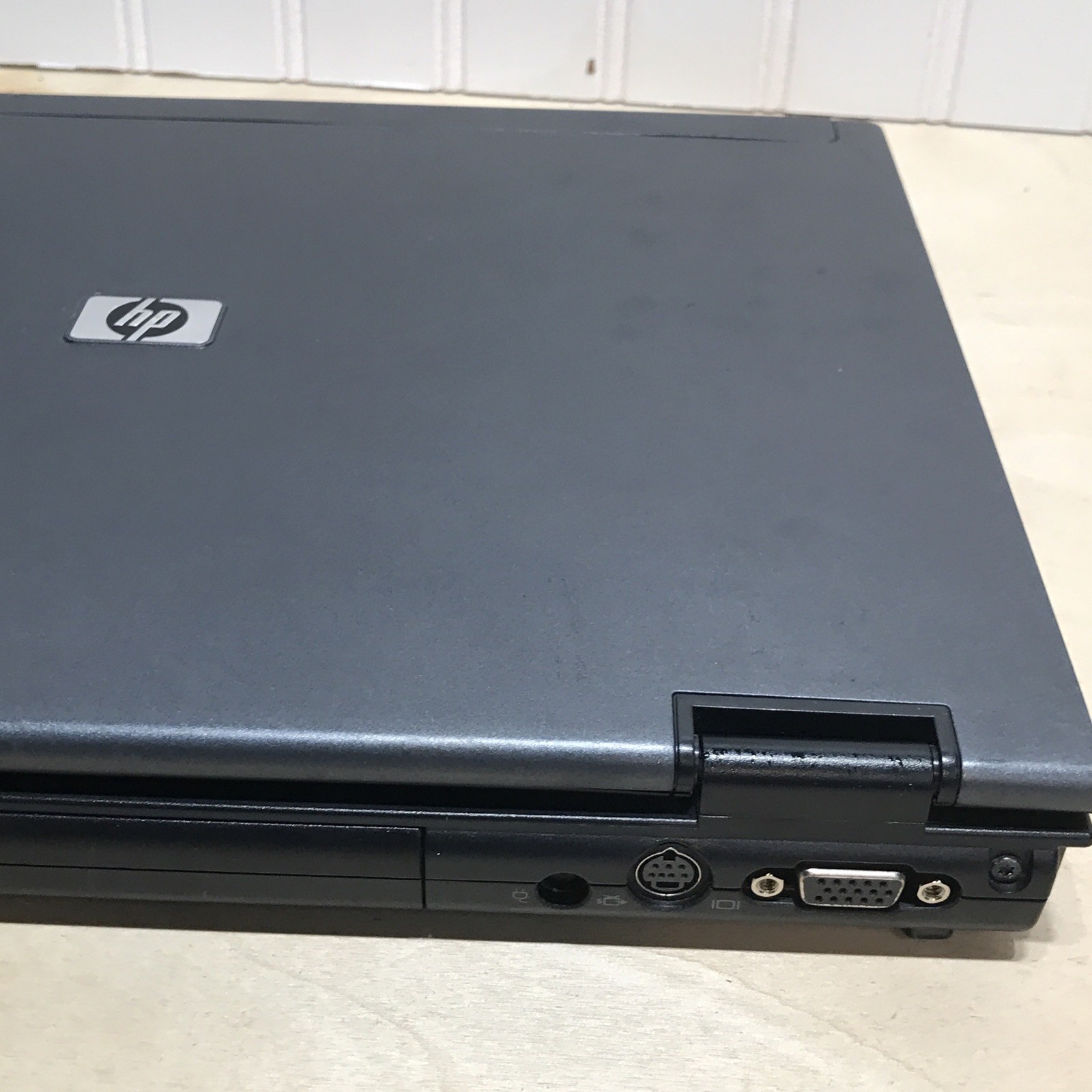 VTG HP Compaq nc6400 14″ Laptop Intel Centrino Duo XP Untested