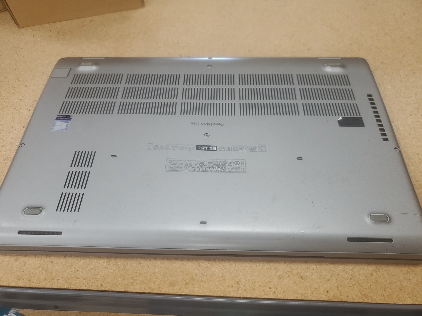 Dell Precision 3550 Laptop – i5-10310U 8GB 256GB SSD 15.6″ 051426-3