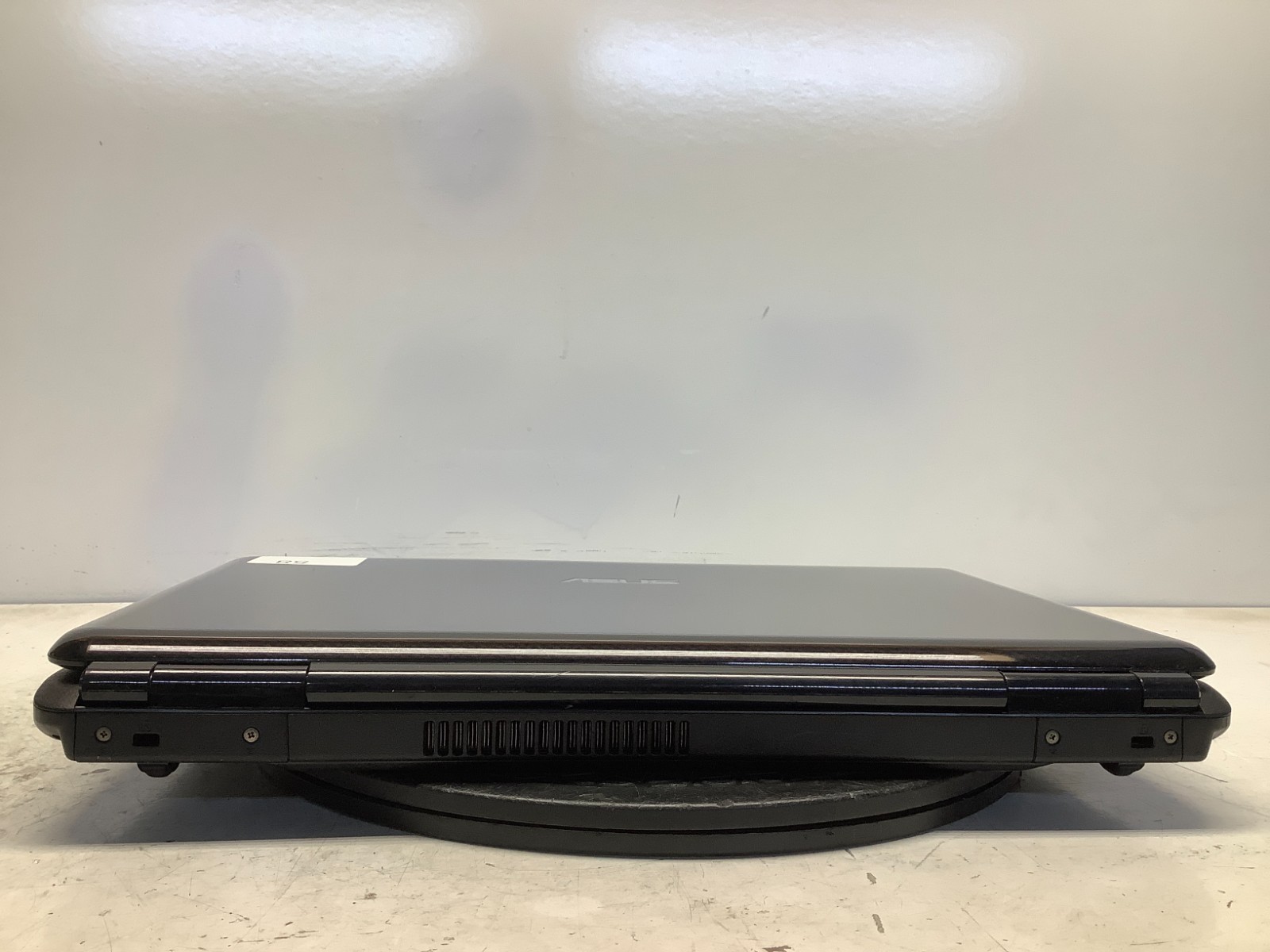 Asus K60I Intel Pentium Dual-Core T4400 2.2GHz 4 GB NO HDD