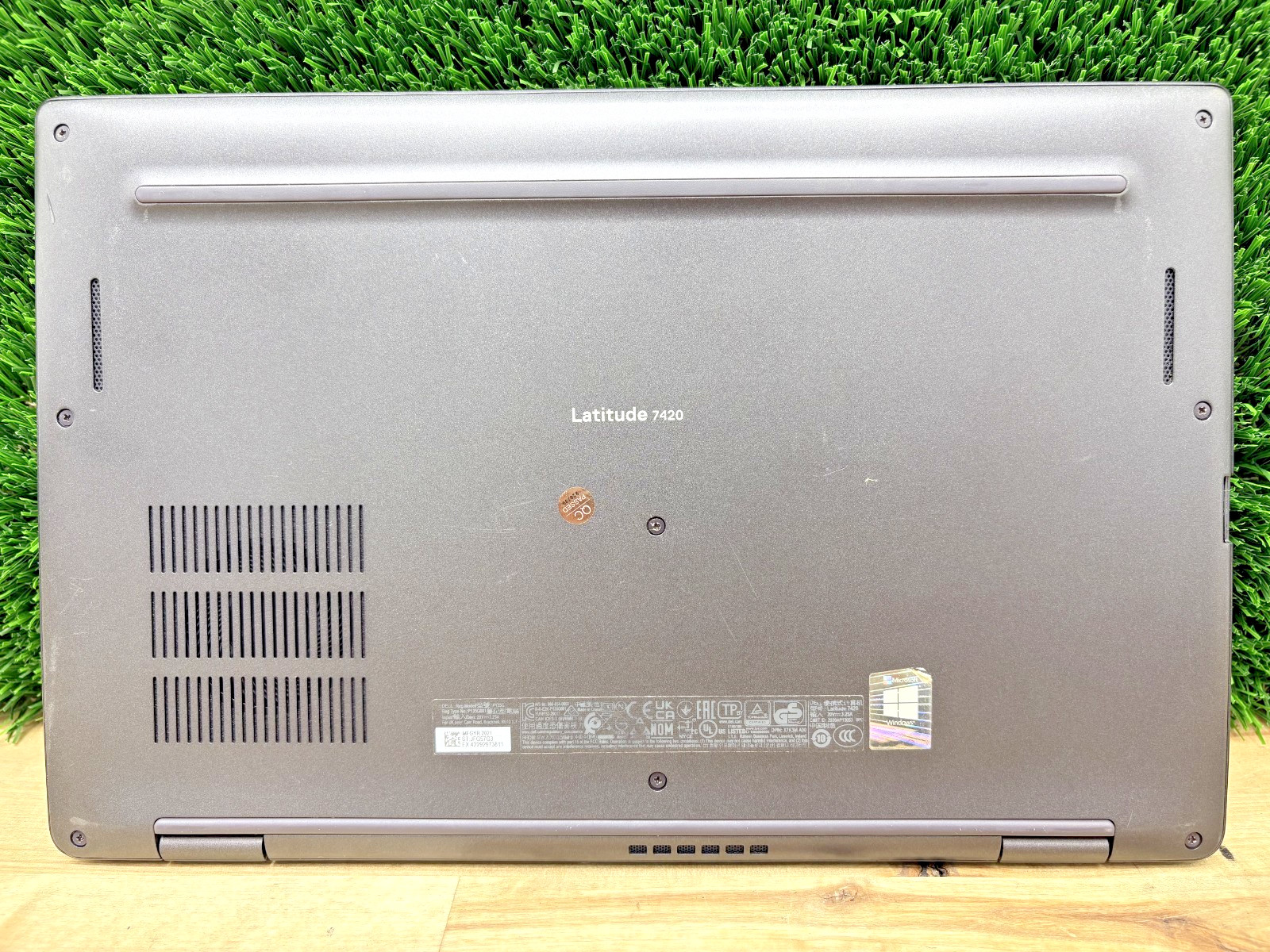 Dell Latitude 7420 Intel i7-11th Gen 3.00GHz 16GB RAM 256GB SSD Windows 11 Pro*