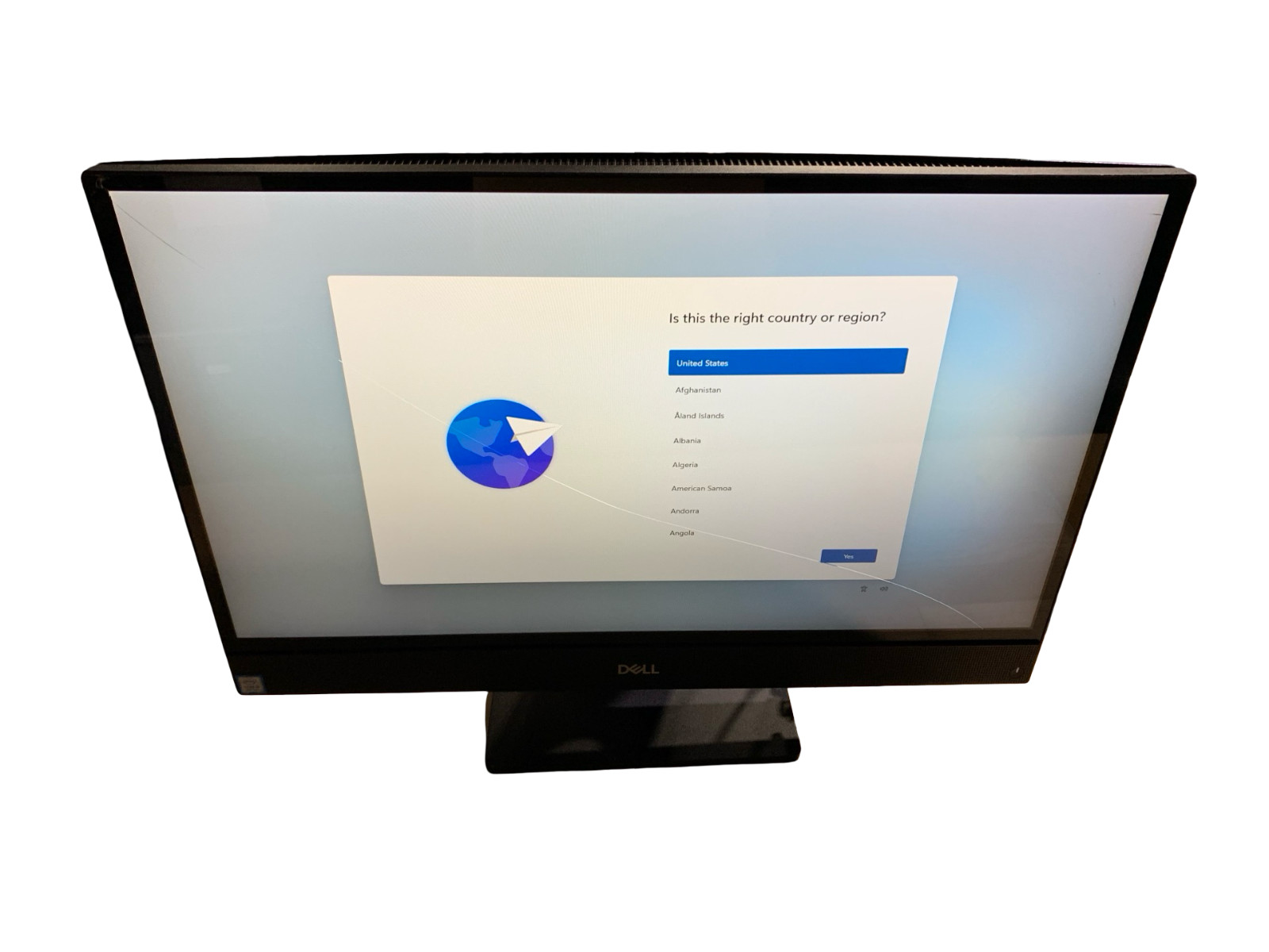 Dell Inspiron 3480 AIO i3-8145U 12GB RAM 1TB HDD Windows 11 Home *READ*