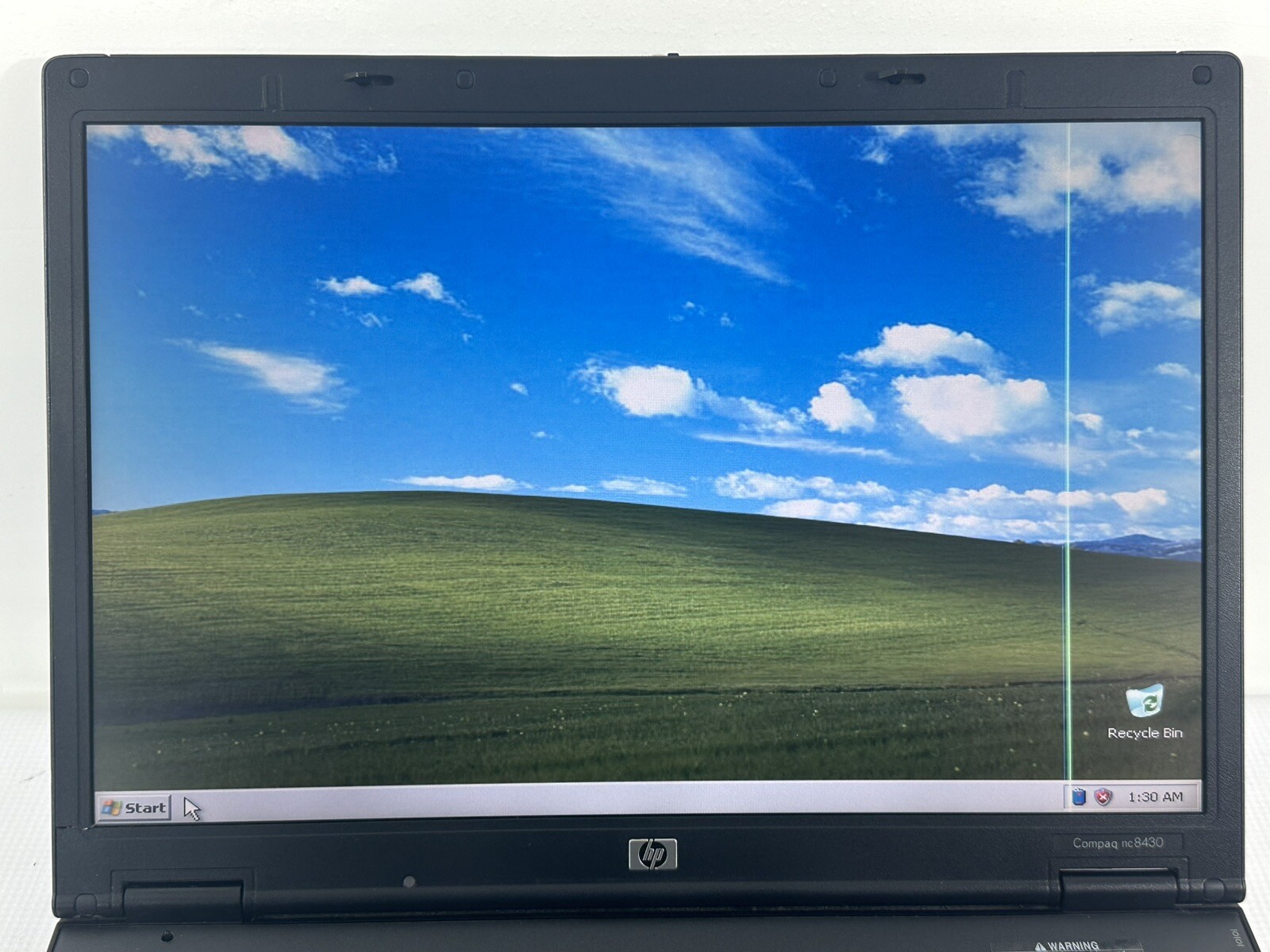 HP Compaq NC8430 15″ Windows XP Laptop Intel 2.16 GHz 2GB 120 GB SSD Bad Screen