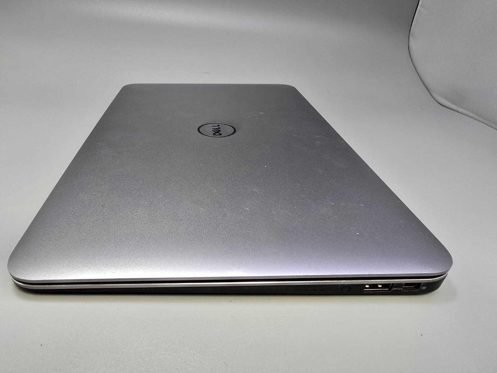Dell XPS 13 9333 13.3″ Laptop Intel i7-4510U@ 2.0GHz 8GB RAM 256GB SSD, NO OS