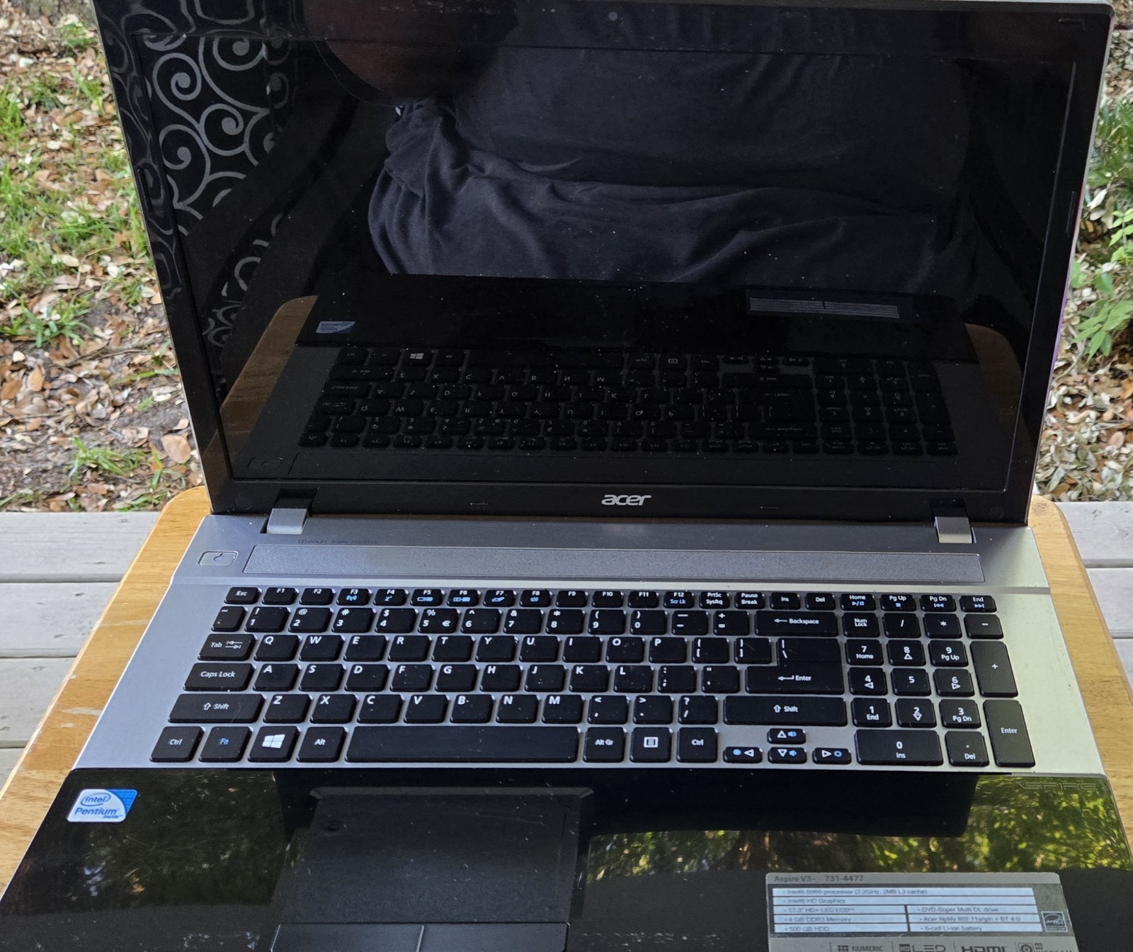 Acer Aspire V3 731-4477 15″ Laptop SOLD AS IS FOR PARTS