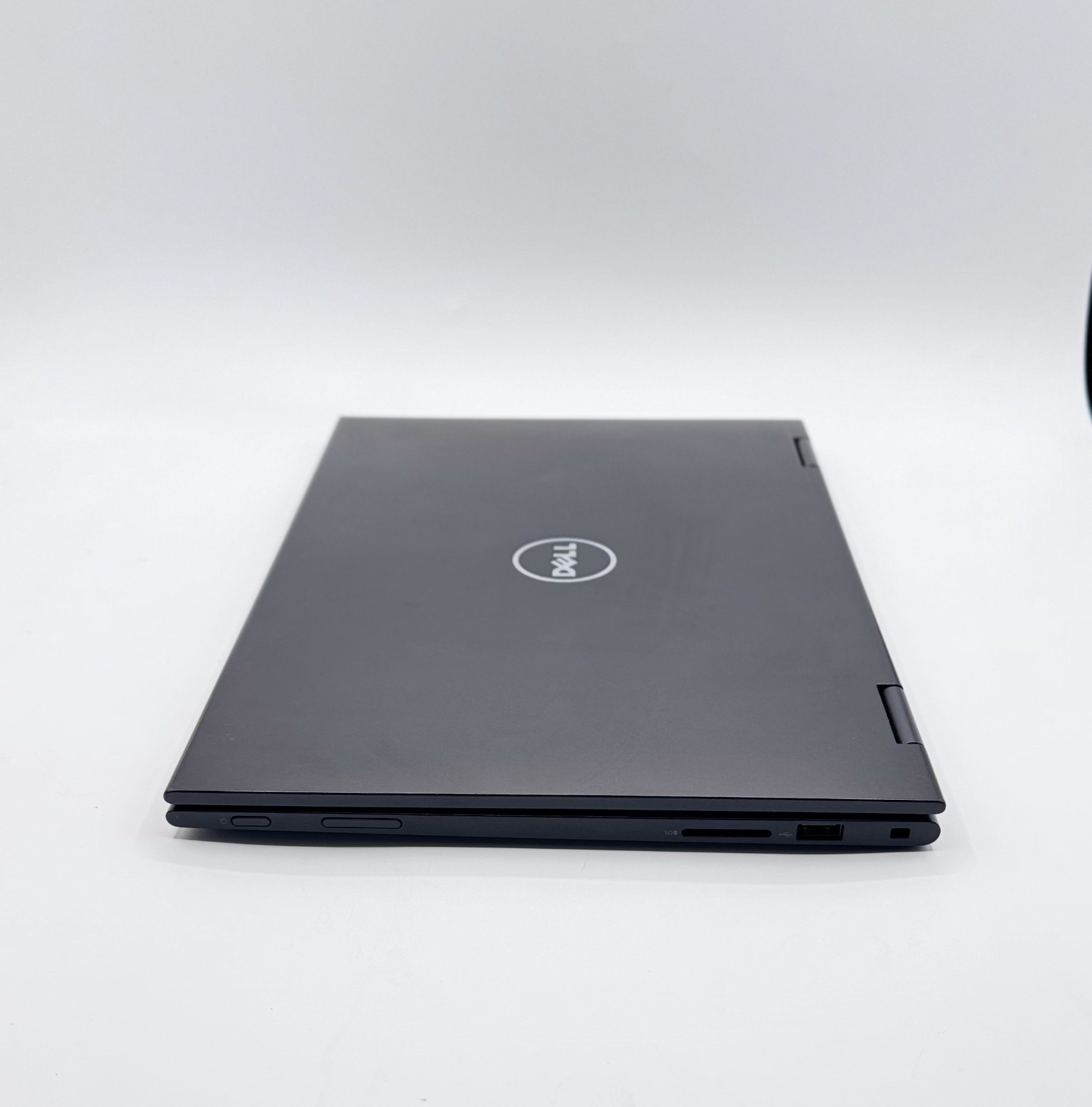 Dell Latitude 3390 13.3″ Laptop – Intel Core i5-8350U – Touchscreen