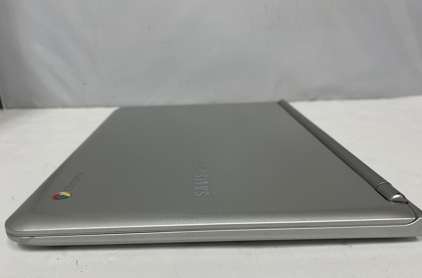Samsung XE303C12 Chromebook 11.6 1.7GHz 2GB Ram 16GB SSD