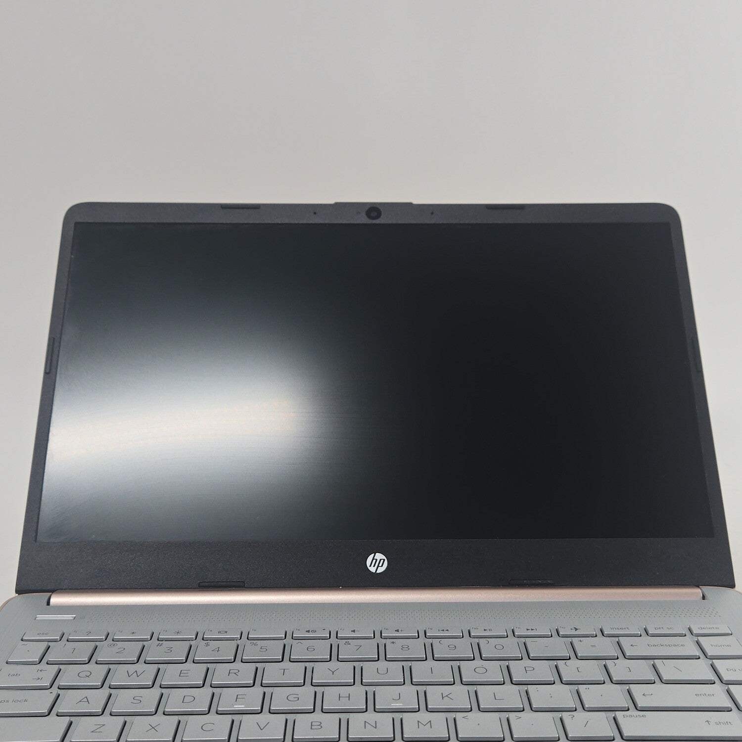HP Laptop 14-DQ0762DX 13.9″ Celeron N4120 1.1GHz 4GB RAM 128GB SSD