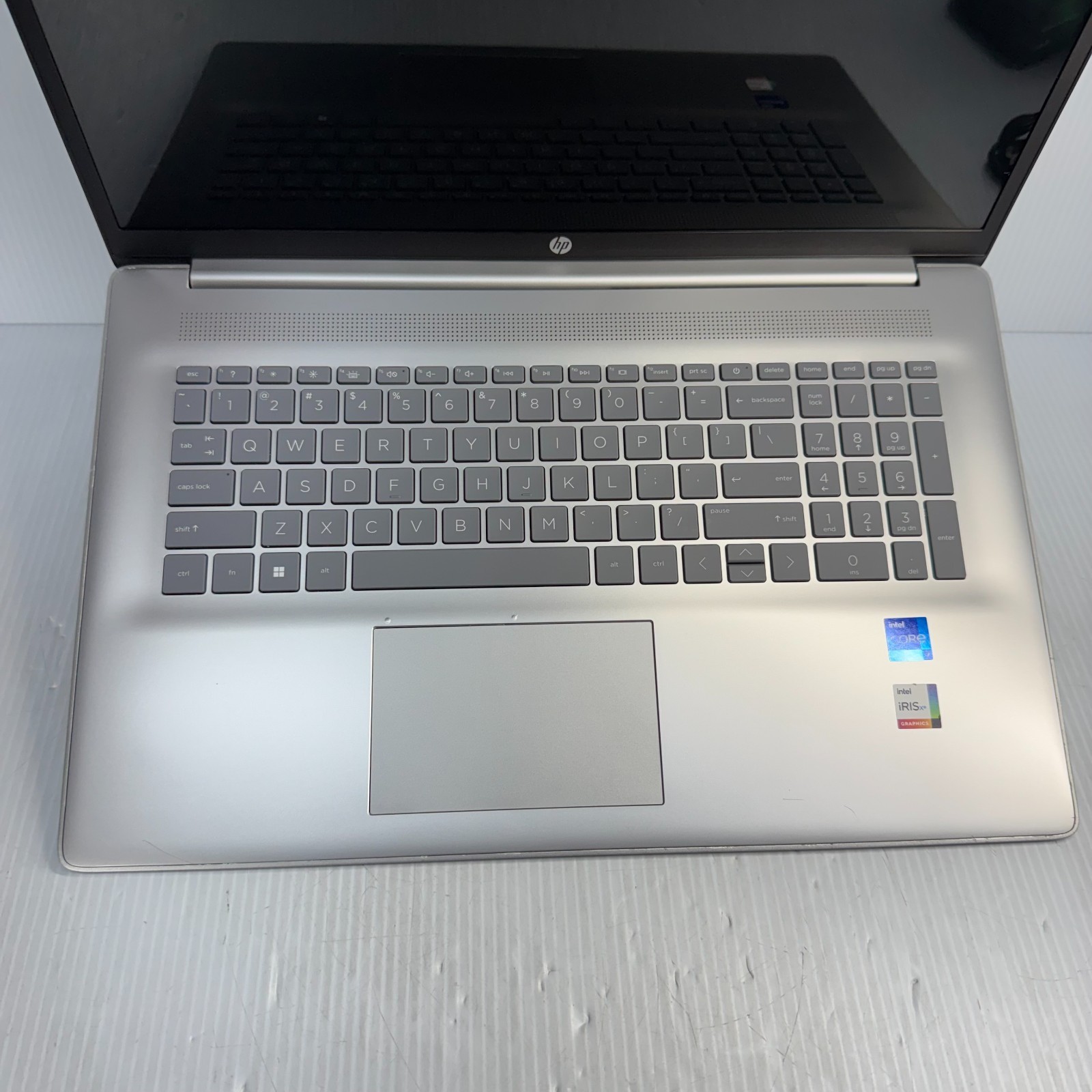 HP 17-cn3165cl i7-1355U 17.3″ Touch Windows 11 Laptop 256GB SSD 16GB *SEE PICS