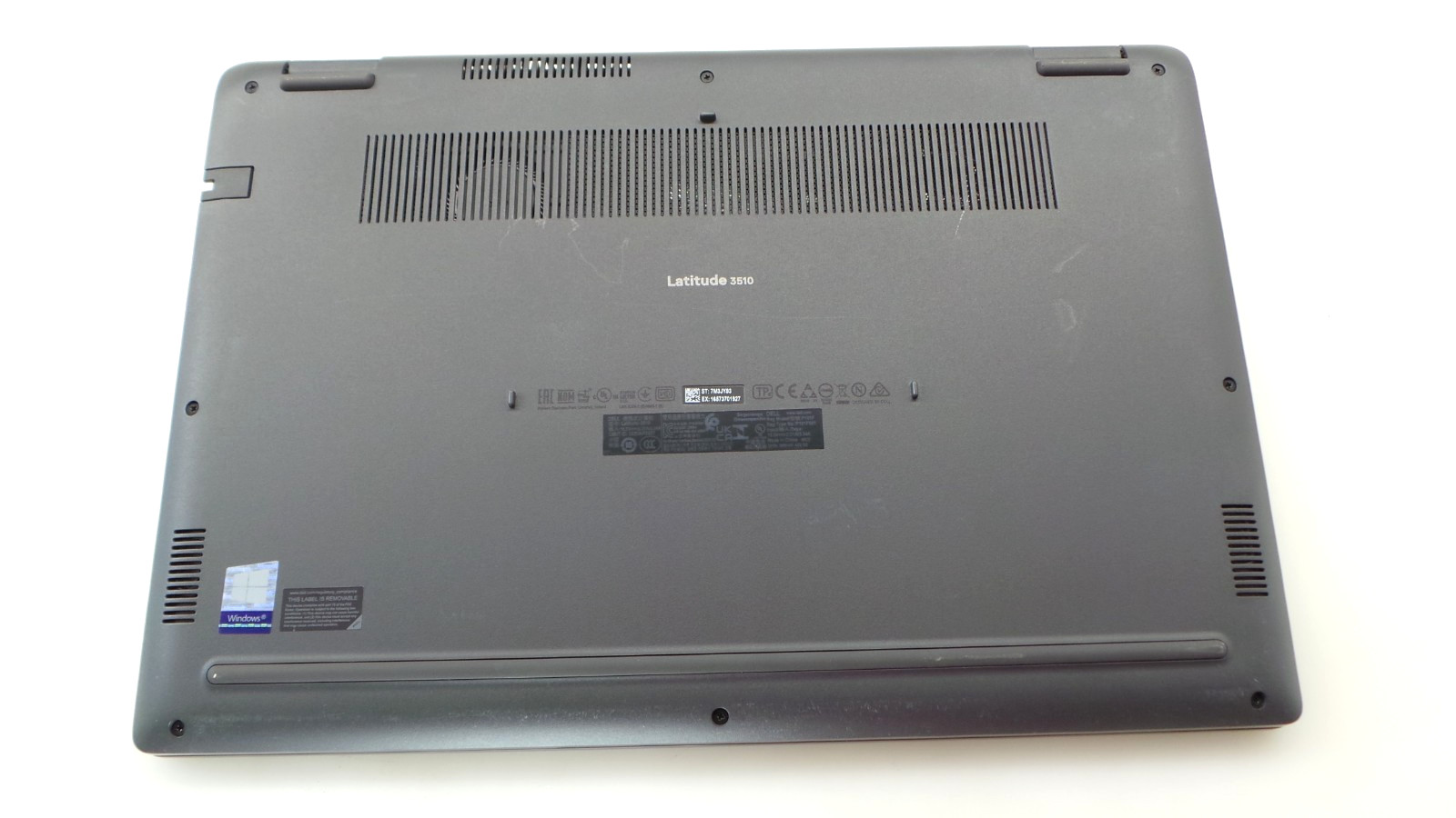 Dell Latitude 3510 15.6″ | i7-10510U 1.80GHz | 16GB RAM 256GB NVMe | WIN 11 PRO