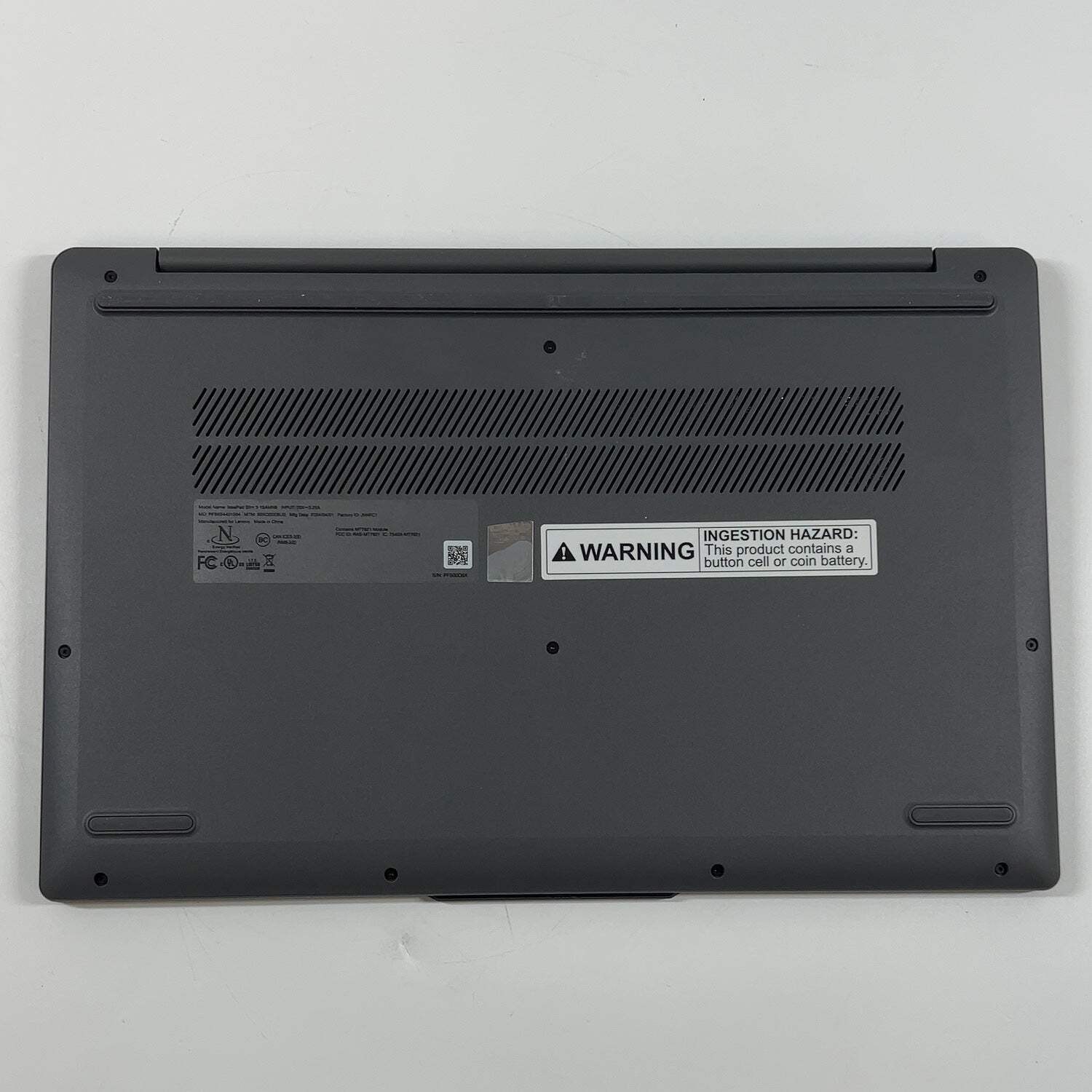 Lenovo IdeaPad Slim 3 15amn6 15.6″ Ryzen 5 7520U 2.8GHz 250GB SSD
