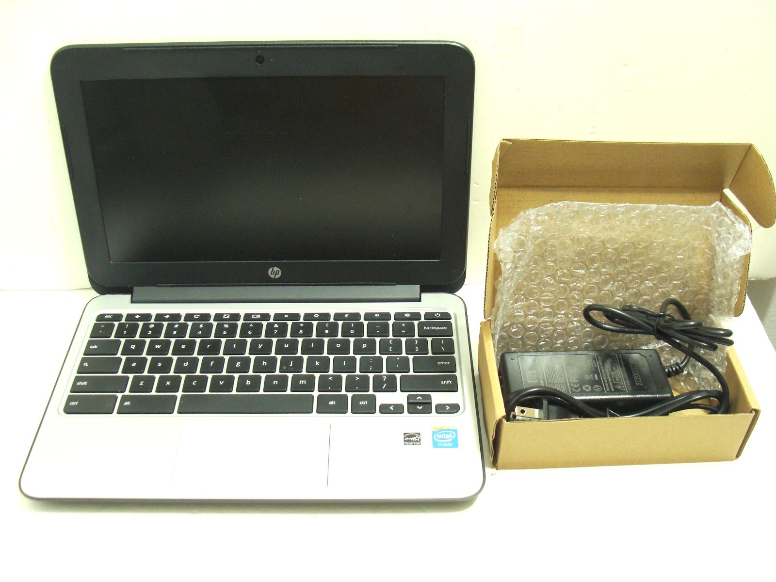 HP Chromebook 11 G3 Intel Celeron N2830 CPU 2.16GHz 16GB eMMC 11.6″ Screen