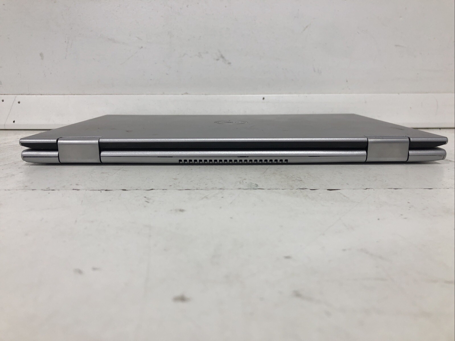 Dell Inspiron 11 – 3147 – 12″ 1366×768 – N3530 – 4GB – NO HDD – NO OS