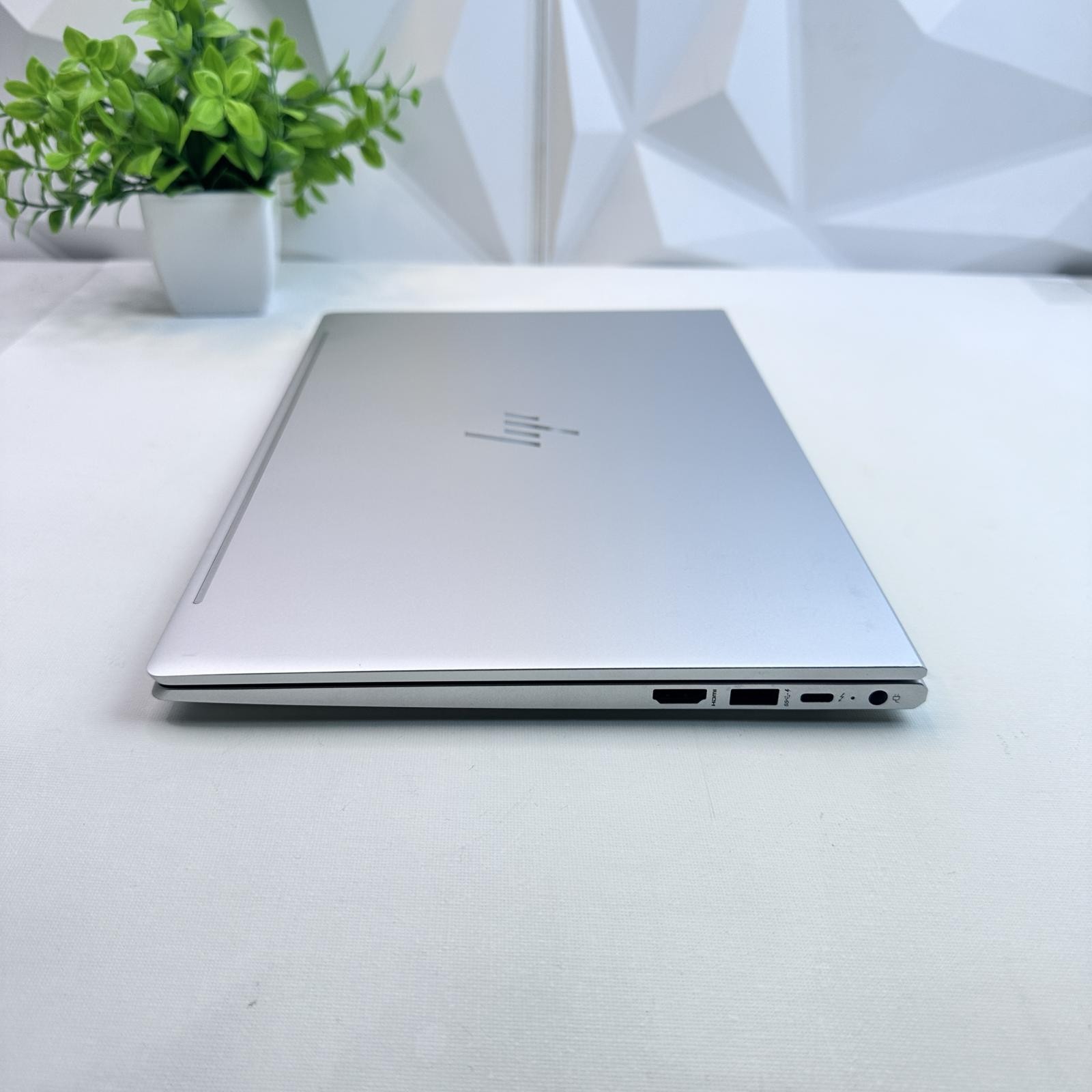 HP EliteBook 630 G10 Laptop, 13.3″ FHD, i7-1365U, 32GB, 512GB SSD *Pls READ*