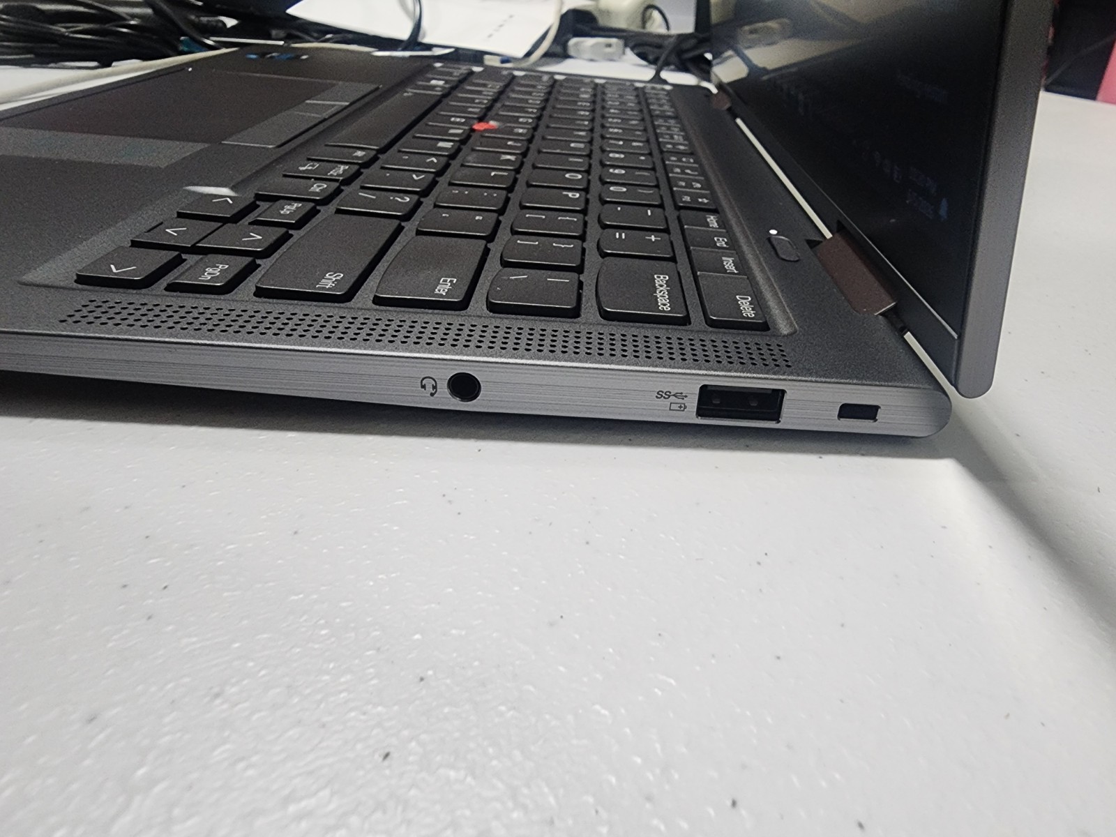 Lenovo ThinkPad X1 Yoga Gen 6