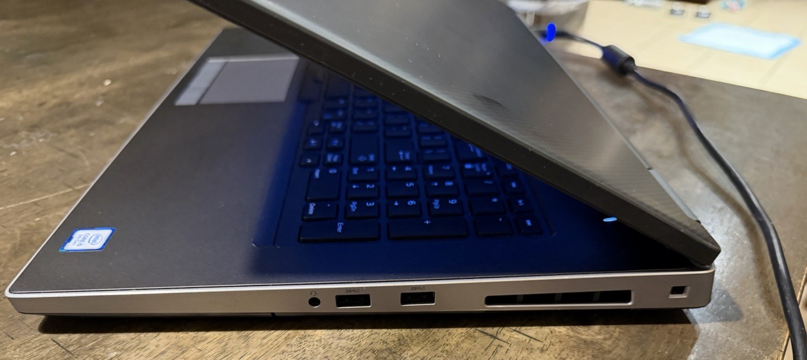 Dell PRECISION 7740 INTEL CORE I5-9400H 8GB RAM 256GB NVME 17.3IN WIFI WIN11P
