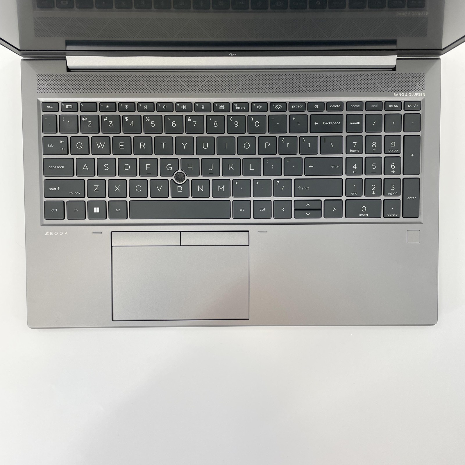 HP ZBook Firefly 15 G7 FHD TOUCH i7-10610U 1.80GHz 16GB 256GB SSD Very Good