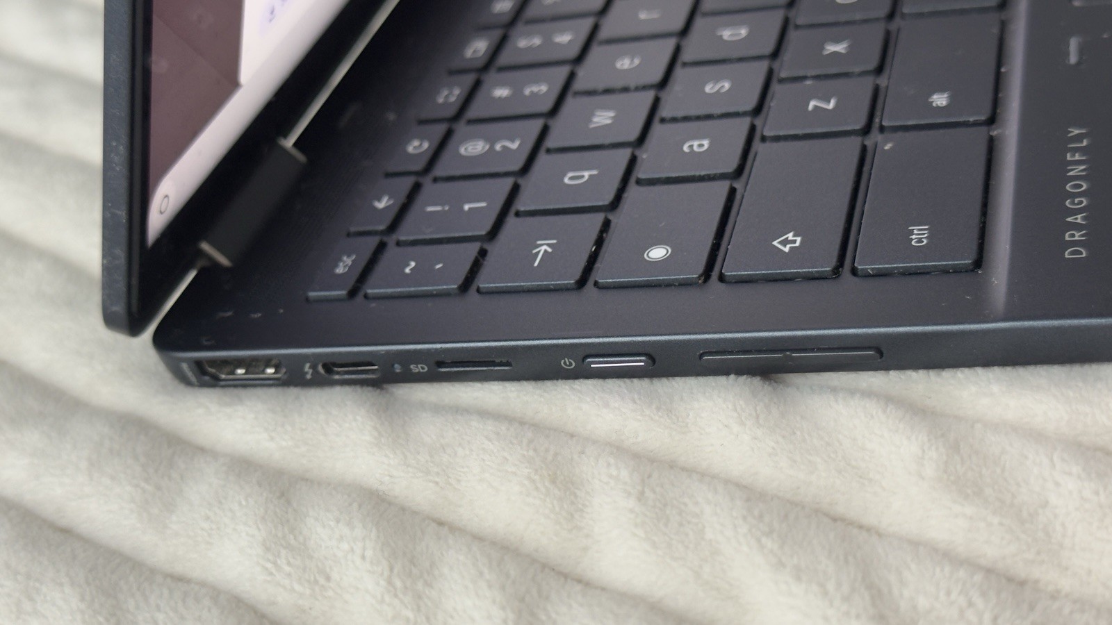 HP Elite Dragonfly Chromebook i7 / 32GB RAM / 256GB SSD – Touchscreen