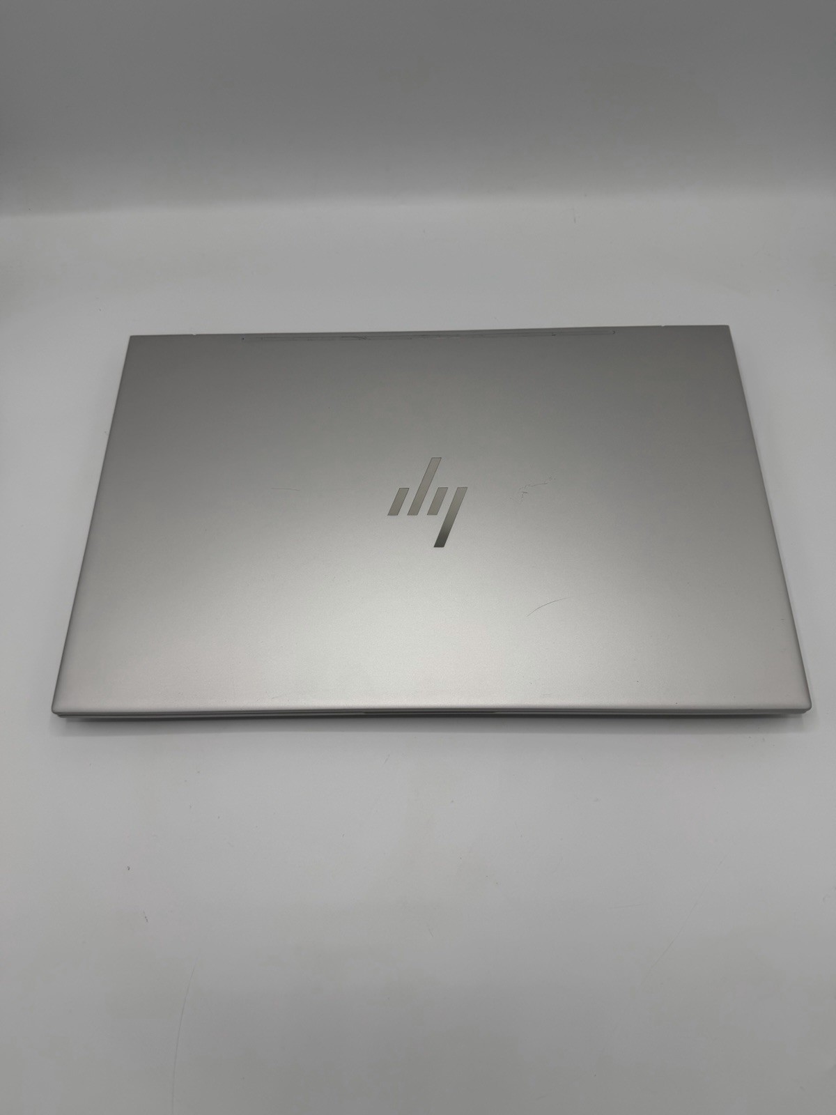 HP Envy 17m-ch0013dx 17.3” Touch i7-1165G7 16GB RAM 512GB SSD Windows 11 Iris Xe