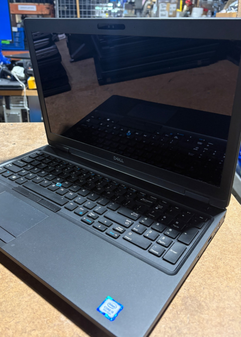 Dell Latitude 5591 15.6″ FHD i5-8300H 8GB 256GB SSD No OS No Charger