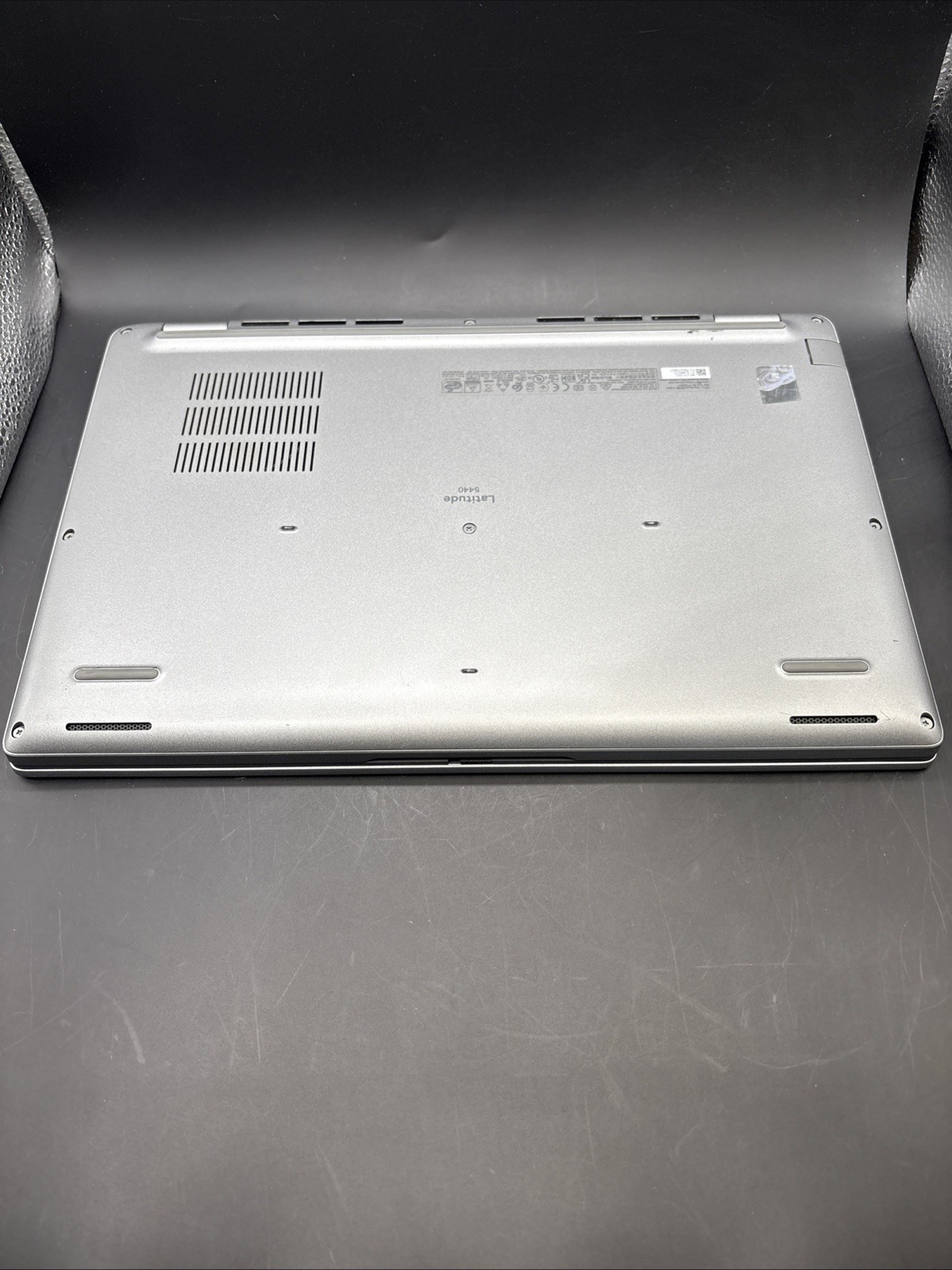 Dell Latitude 5440 13th Gen i5-1335U 16GB RAM 256GB SSD 14″ FHD Win11 Pro