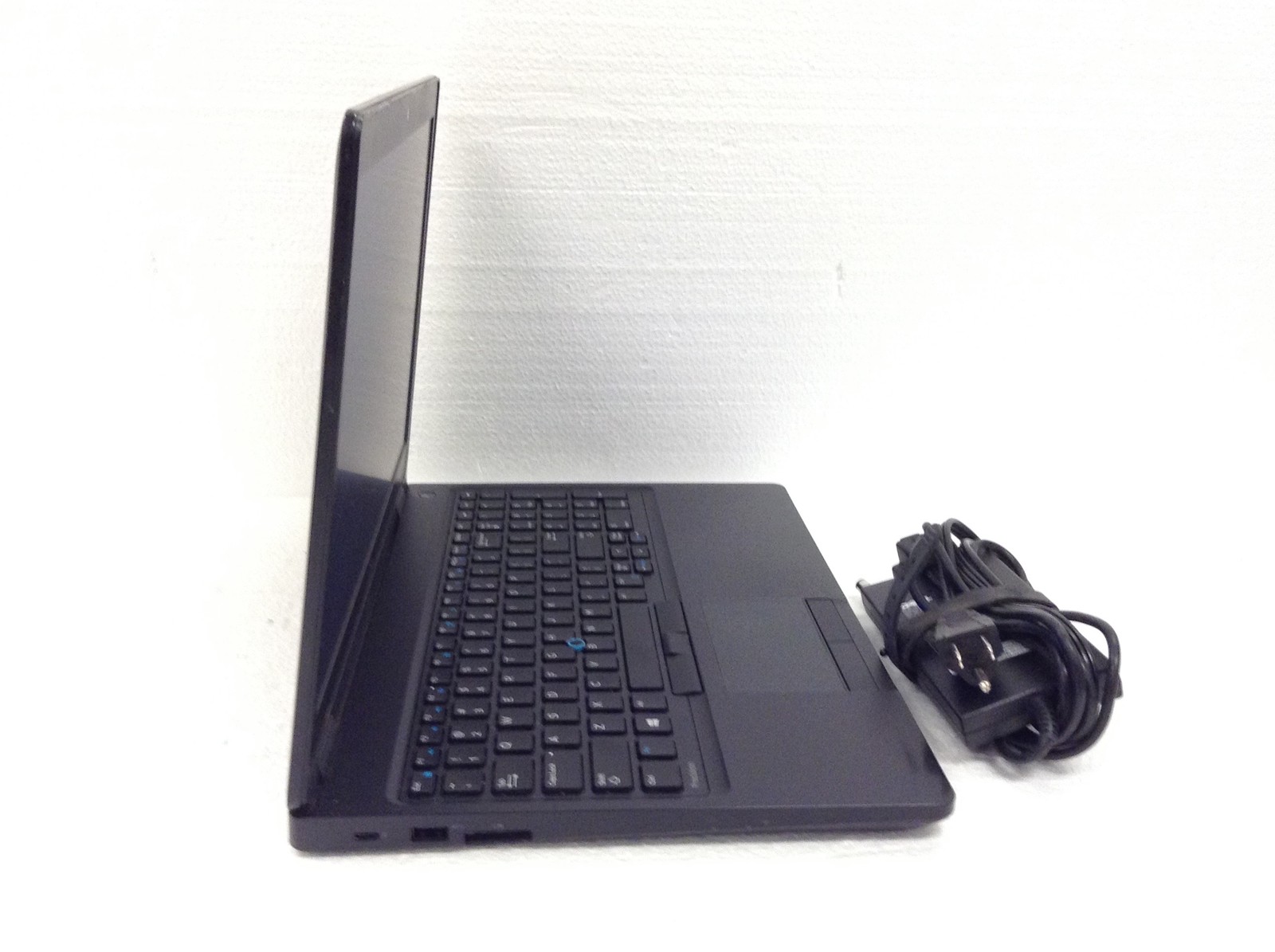 Dell Precision 3520 Laptop i7-6820HQ 2.7GHz 15.6″, No RAM & SSD, FREE SHIPPING