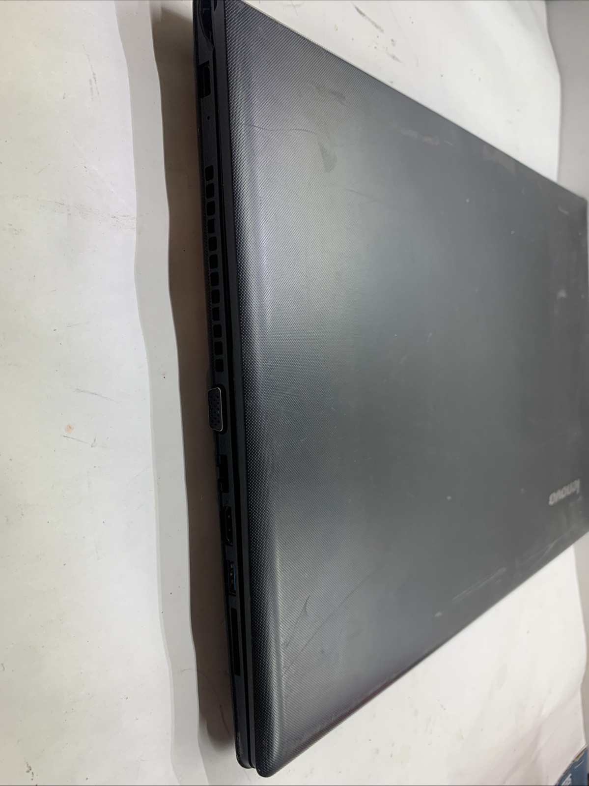 17.3″ LENOVO IDEAPAD 300 CORE i5-6200U@2.3GHz 1TB HDD 8GB RAM Win11