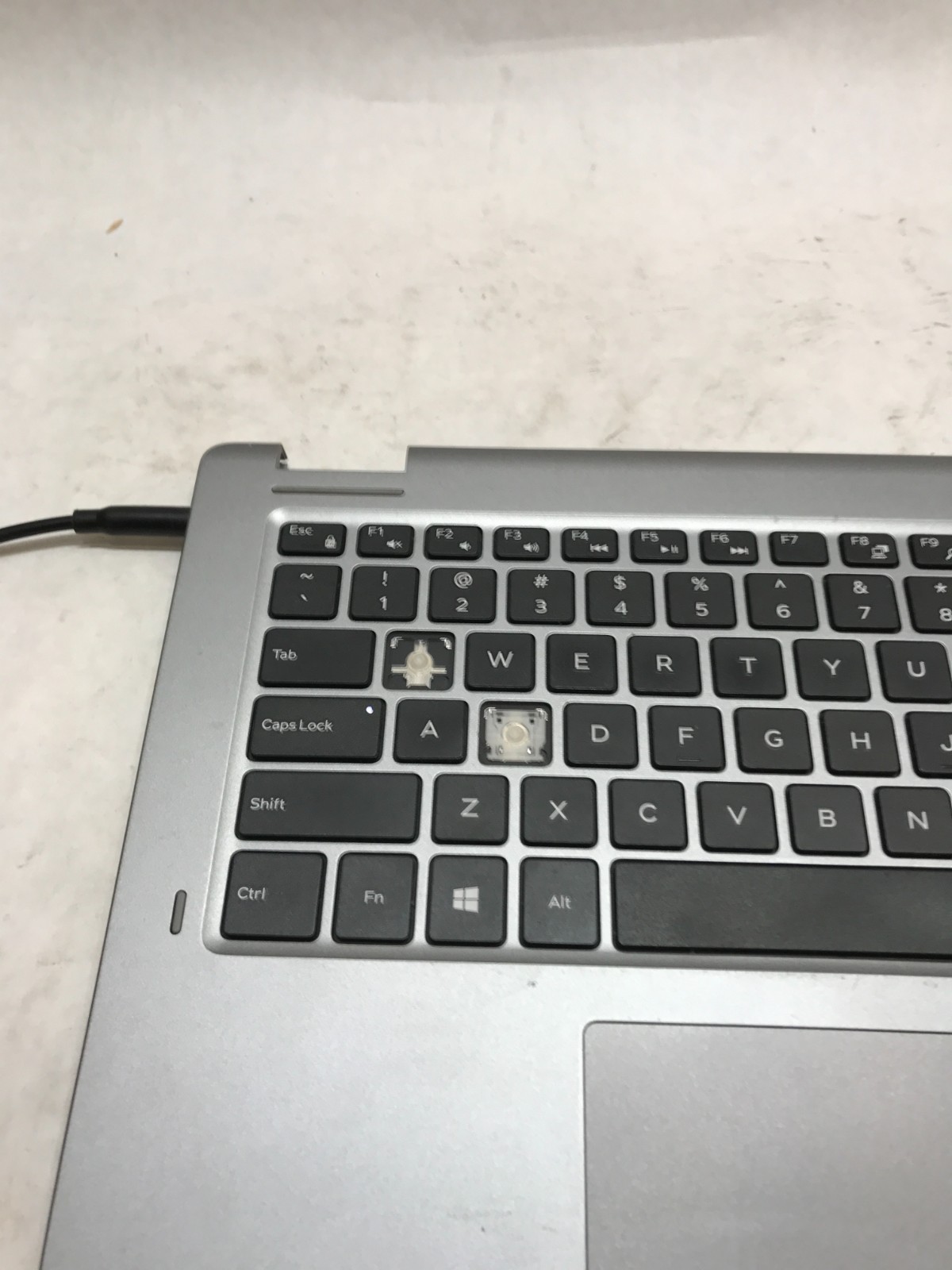Dell Latitude 3310 2in1 13″ Intel Core i5 NO RAM NO SSD/OS For Parts AS IS! – DW