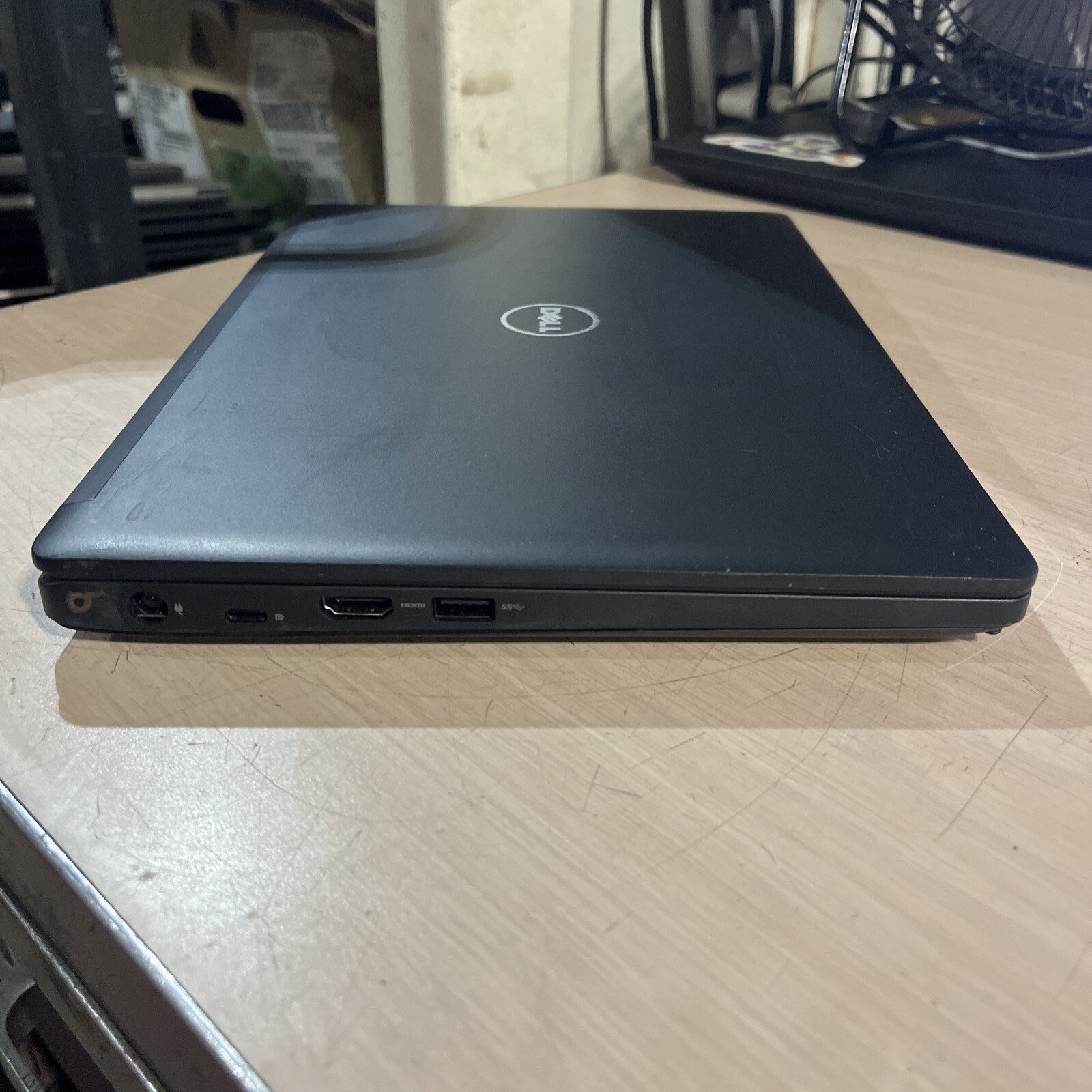 DELL LATITUDE 5280 INTEL CORE I3-7100U 2.40GHZ 8GB RAM NO HD ,,