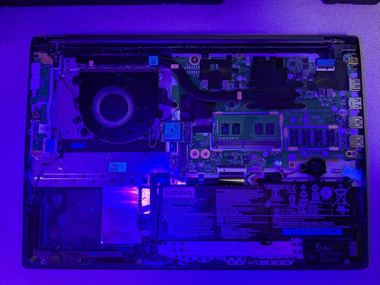 LENOVO IDEAPAD 3 15ADA05 RYZEN 5 3500U @ 2.1 GHz, 12 GB RAM, NO HDD/OS – (PARTS)