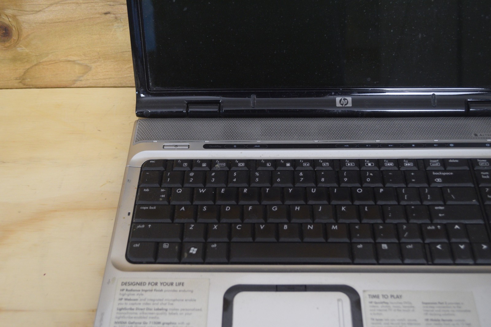 HP Pavilion dv9810us Laptop PC AMD Turion64 X2 Windows Vista NVIDIA DVD RW WiFi