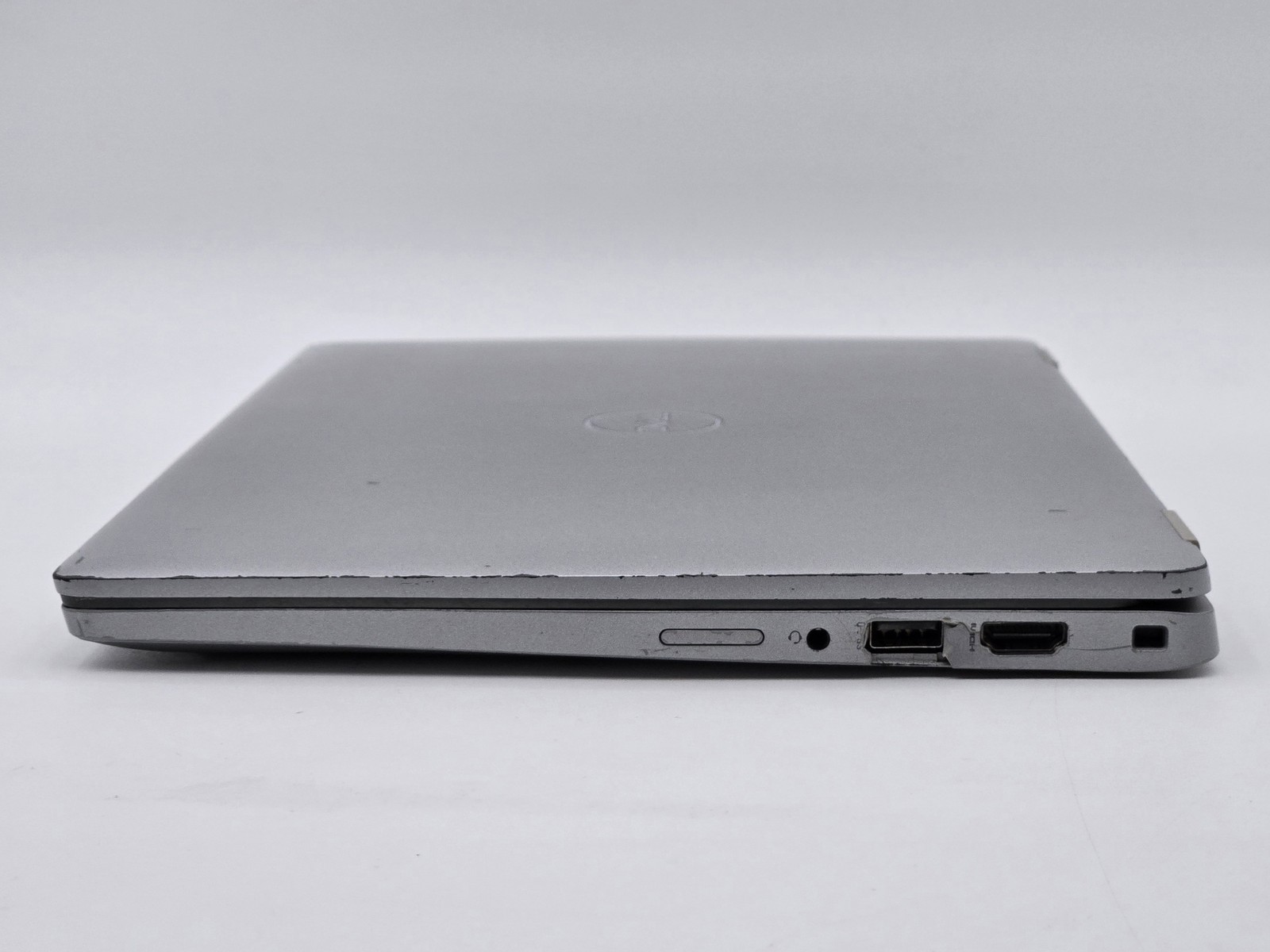 Dell Latitude 5320 13″ FHD Touch i5-1145G7 16GB 256GB SSD Win 11 Pro