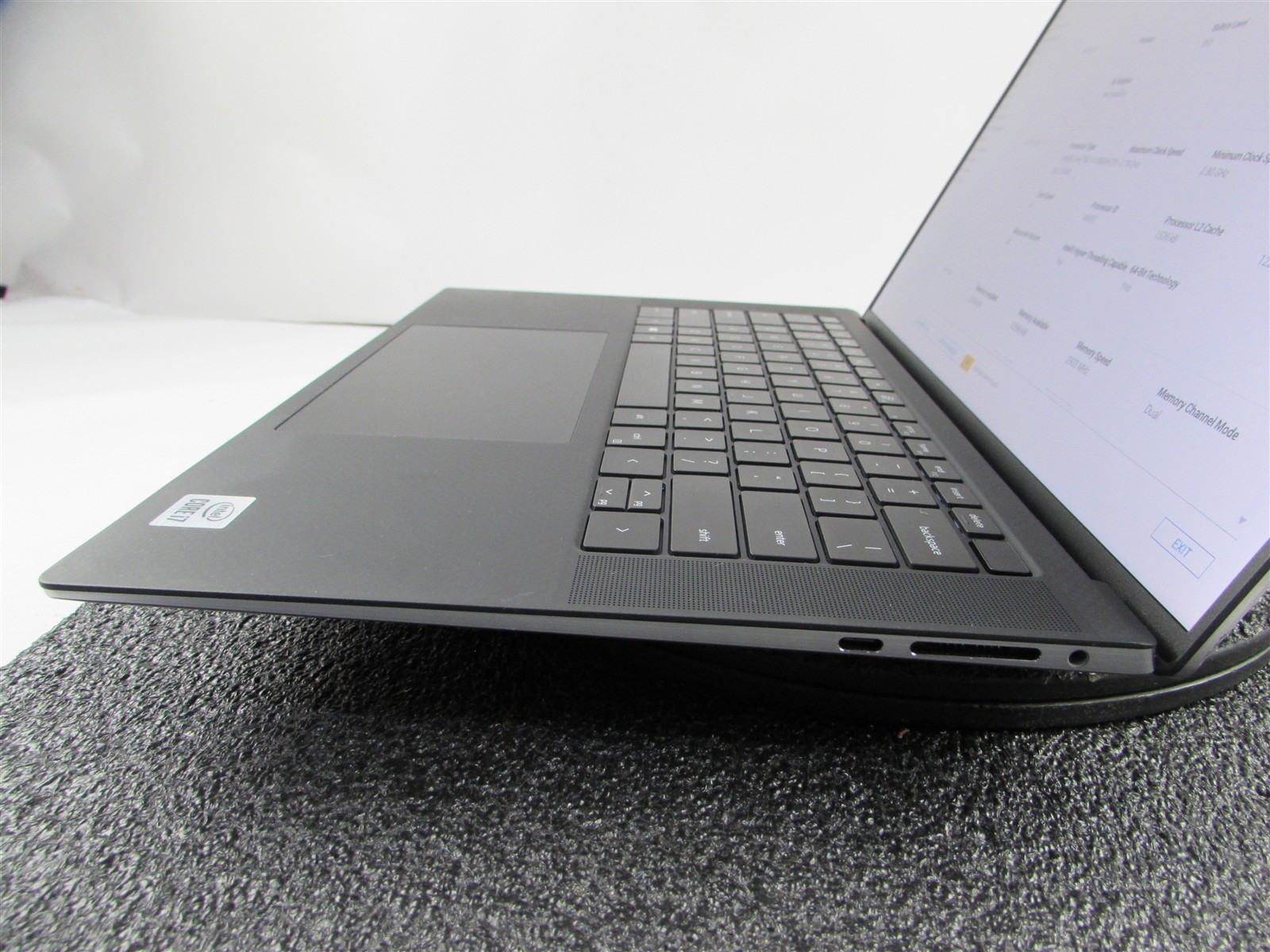 DELL PRECISION 5550 1920X1200 FHD CORE I7-10850H 512GB SSD 32GB RAM T1000 WIN 11