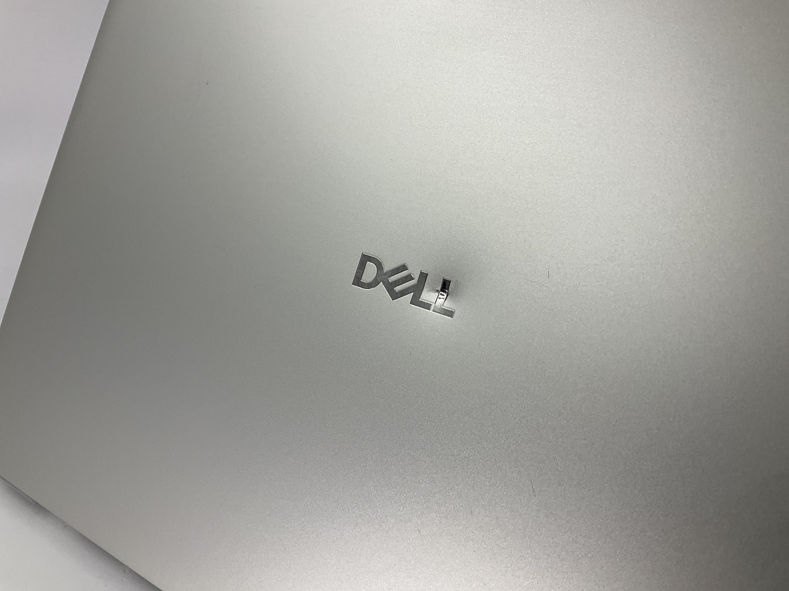 Dell Pro 16 Plus PB16250 16″ Core Ultra 5 238V 256GB 32GB B Win 11 Pro *READ*