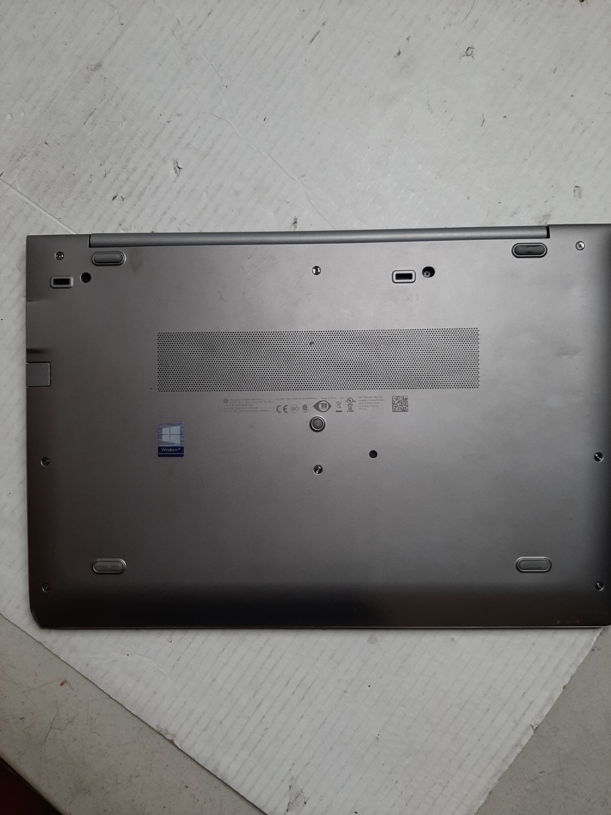 HP ZBook 15u G5 15.6″ Laptop i5-8350U 8GB RAM 256GB SSD WIN11 NO BATTERY!! #97
