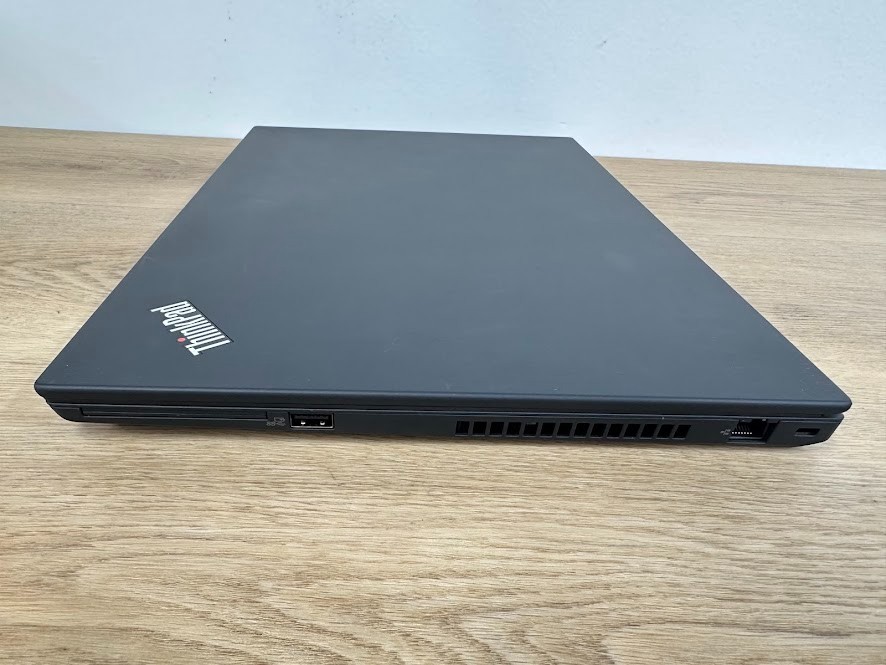 Lenovo ThinkPad P15s Gen 2, Core i7 1165G7 32GB DDR4 Nvidia Quadro T500, 512GB