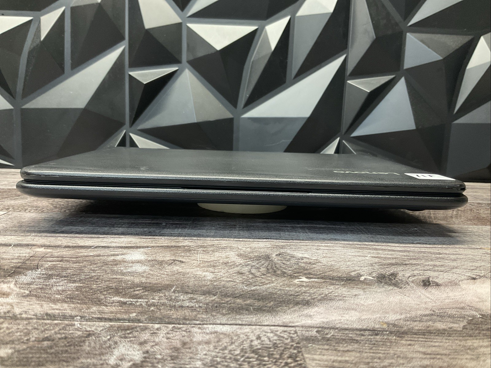 Lenovo 300e 1st Gen / 2-in-1 / Touchscreen / Windows 11 Pro / 71F