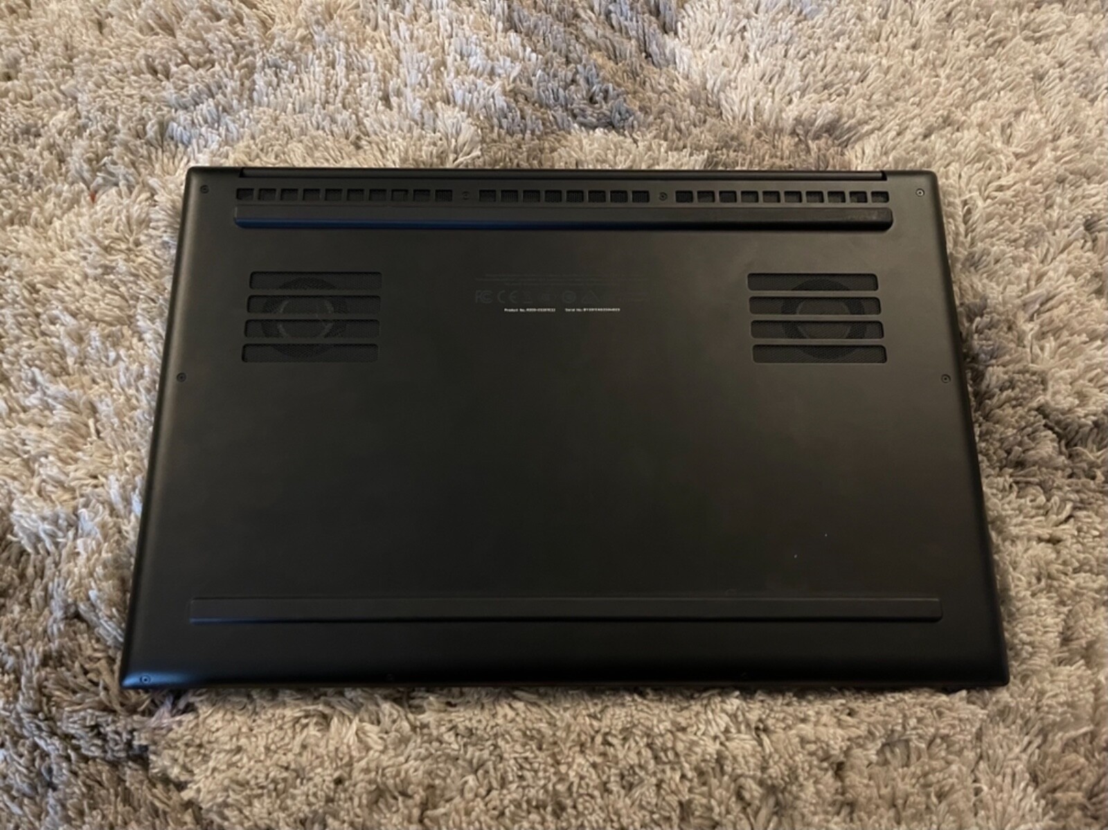 Razer Blade 15 Base (2020) FHD 144hz I7 RTX 2070 512 GB Black (RZ0903287E22REFB)