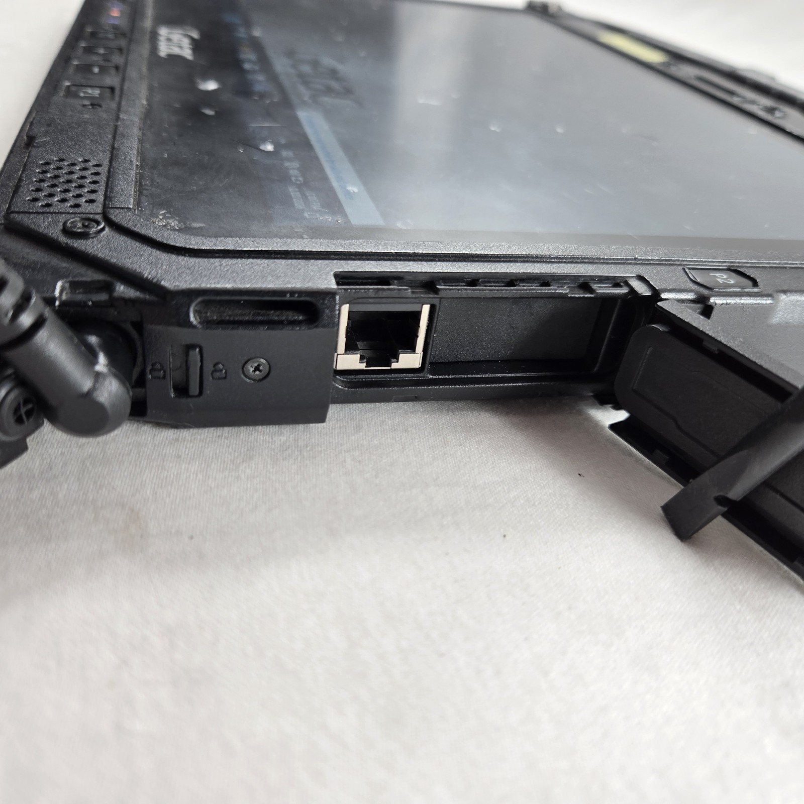 Getac K120 Toughbook i5-8250U 1.60GHz 256GB SSD 16GB Ram – 4G – GPS – Kyb LITE